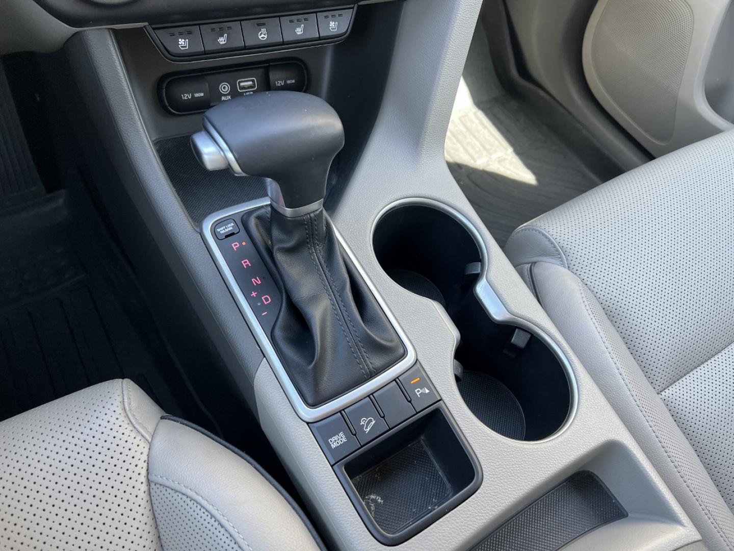 2017 BLACK /Tan Leather KIA SPORTAGE EX (KNDPN3AC3H7) with an 2.4L 4 Cyl. engine, Automatic transmission, located at 506 S. Kingshighway, Cape Girardeau, MO, 63703, 37.294994, -89.556206 - 2017 Kia Sportage EX 120xxx miles Front Wheel Drive 2.4L 4 Cyl. Automatic Leather Navigation Power/Heated/Cooled Seats Backup Camera Sunroof Bluetooth Cruise Power Windows/Locks/Mirrors We have financing available and we accept trades! Fill out a credit application on our website or com - Photo#26