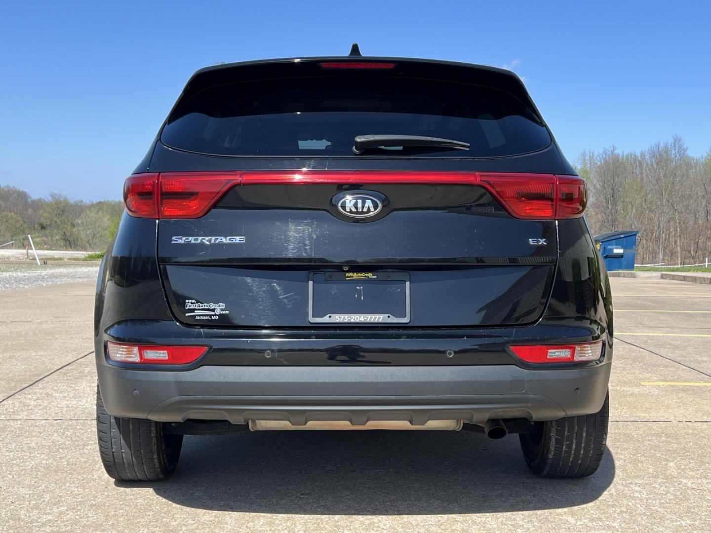 2017 BLACK /Tan Leather KIA SPORTAGE EX (KNDPN3AC3H7) with an 2.4L 4 Cyl. engine, Automatic transmission, located at 506 S. Kingshighway, Cape Girardeau, MO, 63703, 37.294994, -89.556206 - 2017 Kia Sportage EX 120xxx miles Front Wheel Drive 2.4L 4 Cyl. Automatic Leather Navigation Power/Heated/Cooled Seats Backup Camera Sunroof Bluetooth Cruise Power Windows/Locks/Mirrors We have financing available and we accept trades! Fill out a credit application on our website or com - Photo#12