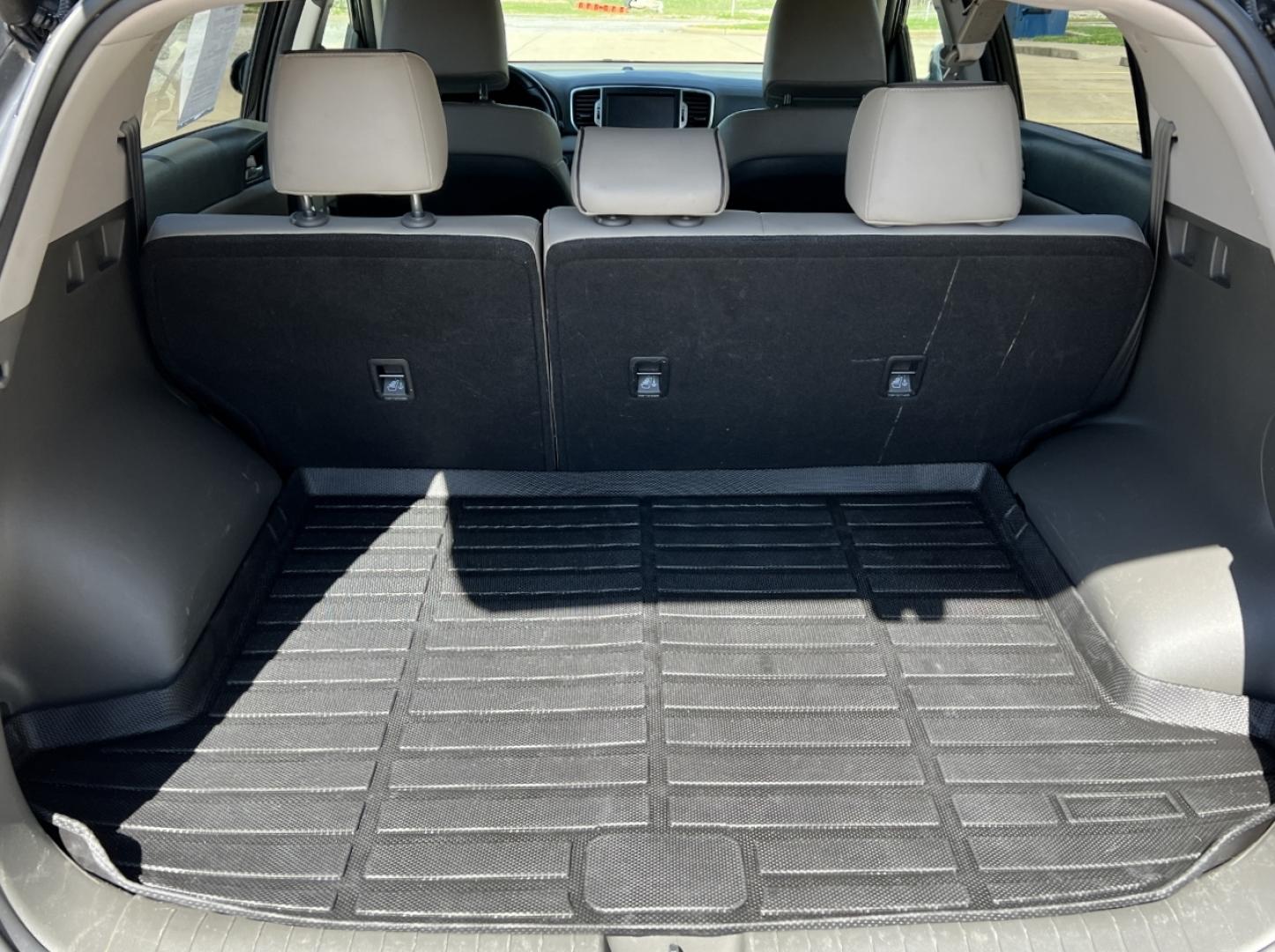2017 BLACK /Tan Leather KIA SPORTAGE EX (KNDPN3AC3H7) with an 2.4L 4 Cyl. engine, Automatic transmission, located at 506 S. Kingshighway, Cape Girardeau, MO, 63703, 37.294994, -89.556206 - 2017 Kia Sportage EX 120xxx miles Front Wheel Drive 2.4L 4 Cyl. Automatic Leather Navigation Power/Heated/Cooled Seats Backup Camera Sunroof Bluetooth Cruise Power Windows/Locks/Mirrors We have financing available and we accept trades! Fill out a credit application on our website or com - Photo#21