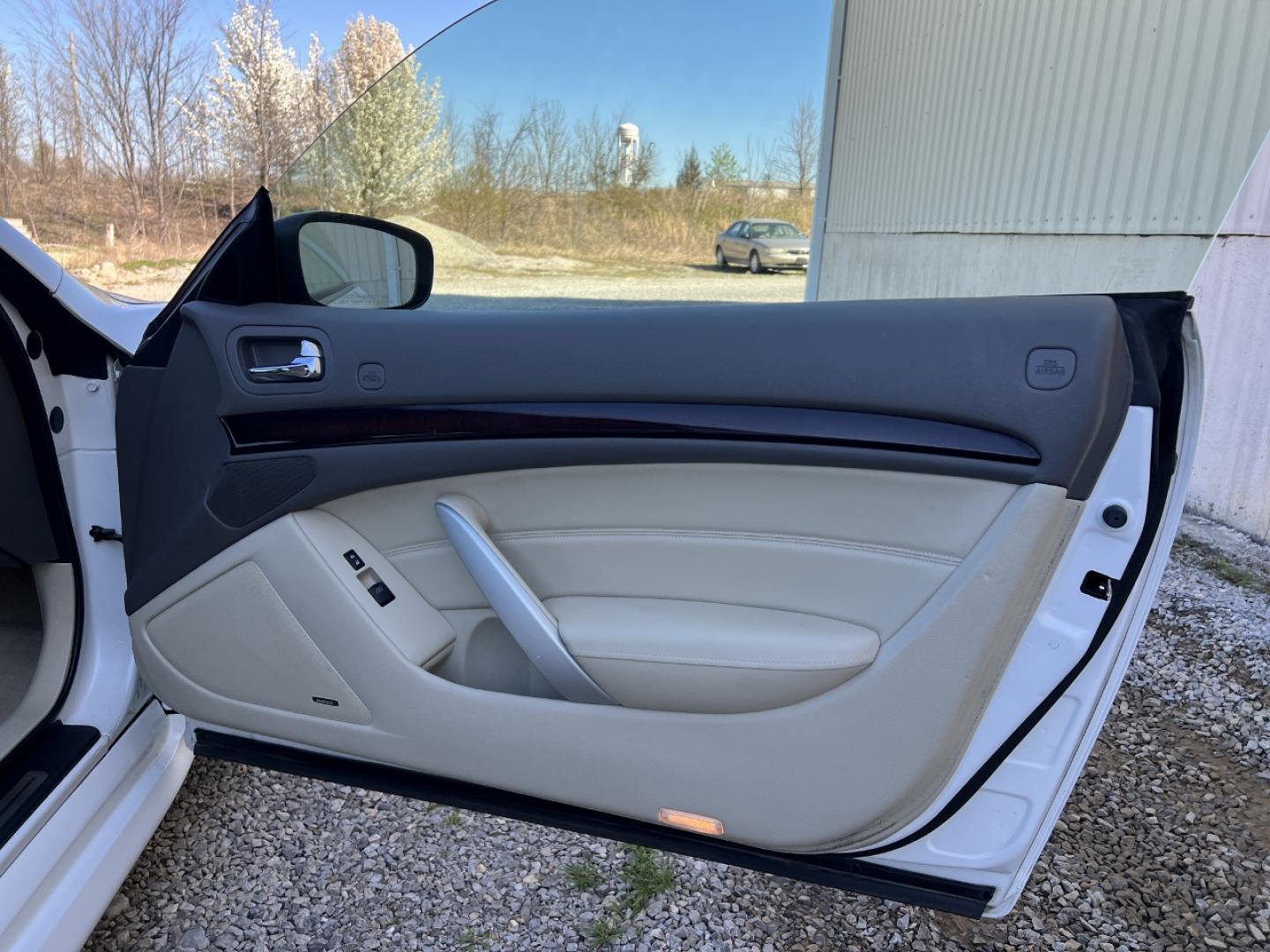 2014 WHITE /Tan Leather INFINITI Q60 BASE (JN1CV6FE3EM) with an 3.7L V6 engine, Automatic transmission, located at 506 S. Kingshighway, Cape Girardeau, MO, 63703, 37.294994, -89.556206 - 2014 Infiniti Q60 Convertible Only 84xxx miles Rear Wheel Drive 3.7L V6 Automatic Leather Navigation Power/Heated/Cooled Seats Backup Camera Bluetooth Cruise Power Windows/Locks/Mirrors We have financing available and we accept trades! Fill out a credit application on our website or come - Photo#15