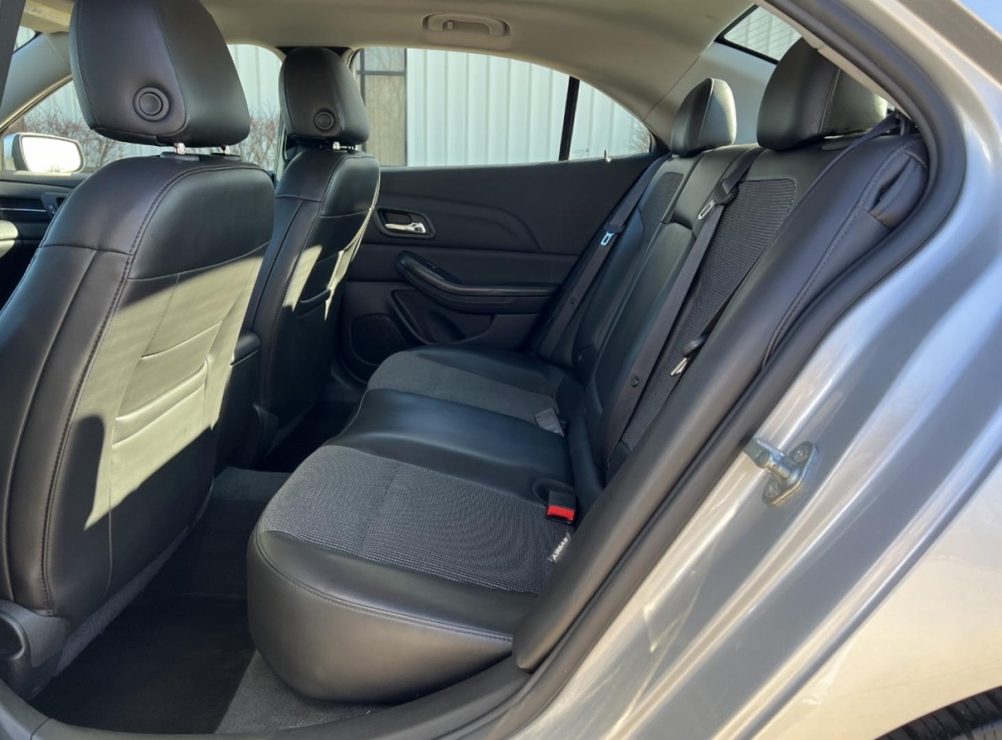 2014 SILVER /Black/Gray Cloth/Leather CHEVROLET MALIBU 2LT (1G11E5SL3EF) with an 2.5L engine, Automatic transmission, located at 506 S. Kingshighway, Cape Girardeau, MO, 63703, 37.294994, -89.556206 - Photo#15