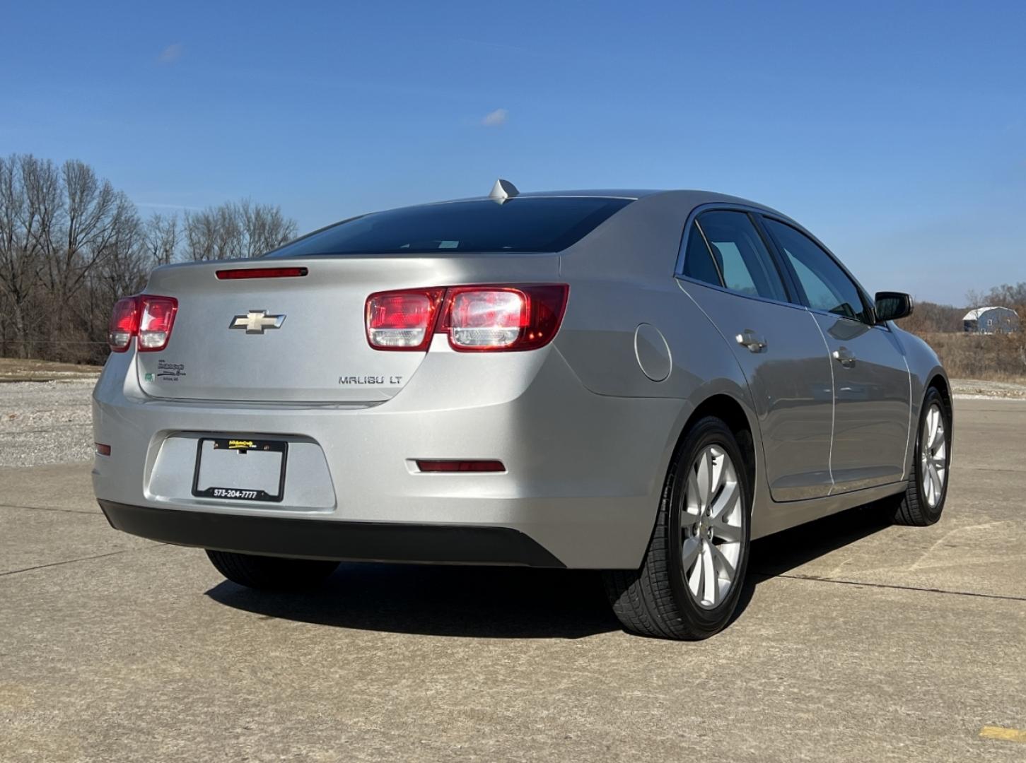 2014 SILVER /Black/Gray Cloth/Leather CHEVROLET MALIBU 2LT (1G11E5SL3EF) with an 2.5L engine, Automatic transmission, located at 506 S. Kingshighway, Cape Girardeau, MO, 63703, 37.294994, -89.556206 - Photo#7