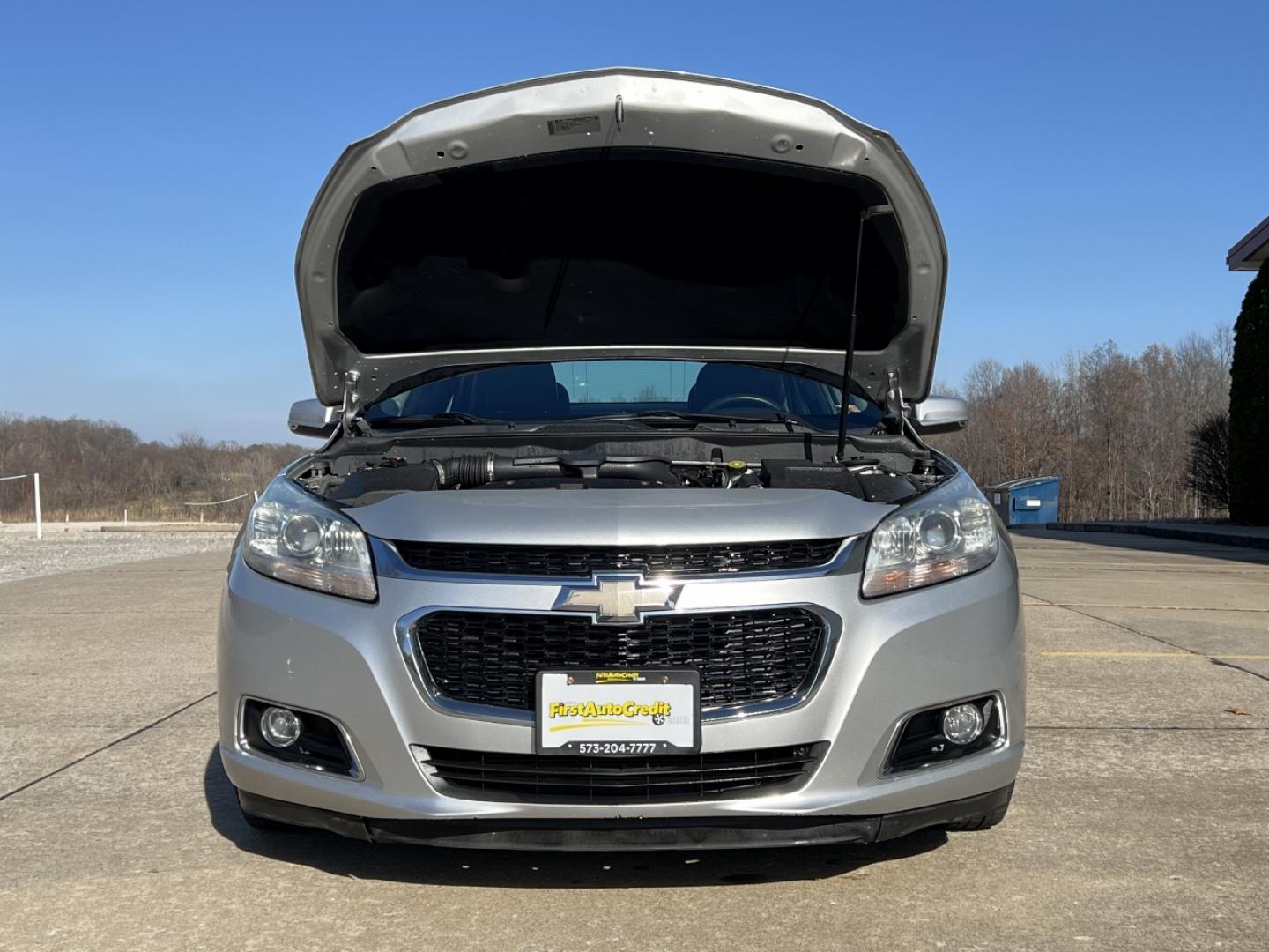 2014 SILVER /Black/Gray Cloth/Leather CHEVROLET MALIBU 2LT (1G11E5SL3EF) with an 2.5L engine, Automatic transmission, located at 506 S. Kingshighway, Cape Girardeau, MO, 63703, 37.294994, -89.556206 - Photo#30