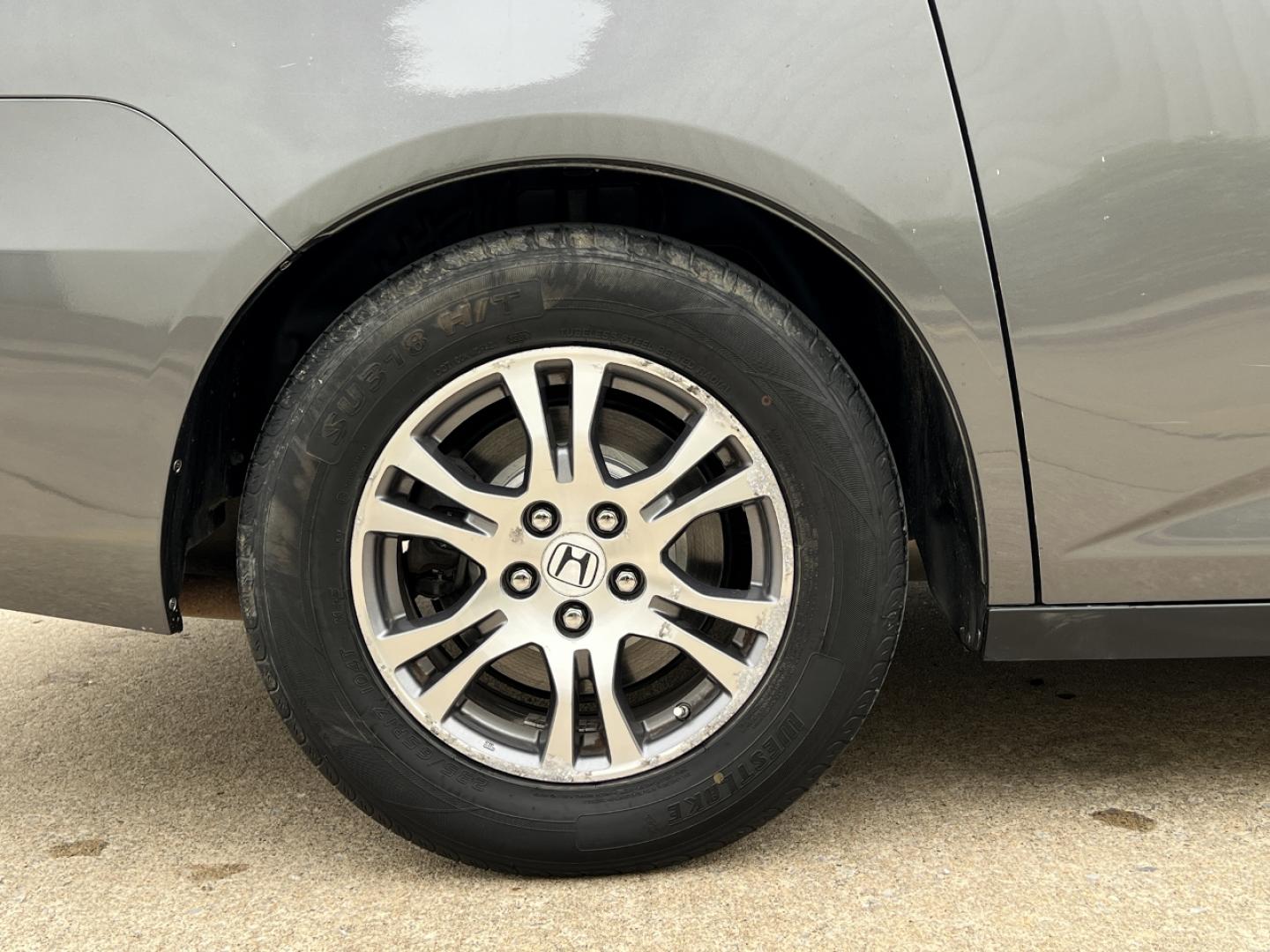 2011 GRAY /Gray Leather Honda Odyssey EX-L (5FNRL5H61BB) with an 3.5L V6 engine, Automatic transmission, located at 2990 Old Orchard Rd., Jackson, MO, 63755, 37.354214, -89.612106 - 2011 Honda Odyssey EX-L 147xxx miles Front Wheel Drive 3.5L V6 Automatic Leather 3rd Row Navigation Power/Heated Seats Backup Camera Sunroof Bluetooth Cruise Power Windows/Locks/Mirrors We have financing available and we accept trades! Fill out a credit application on our website or co - Photo#38