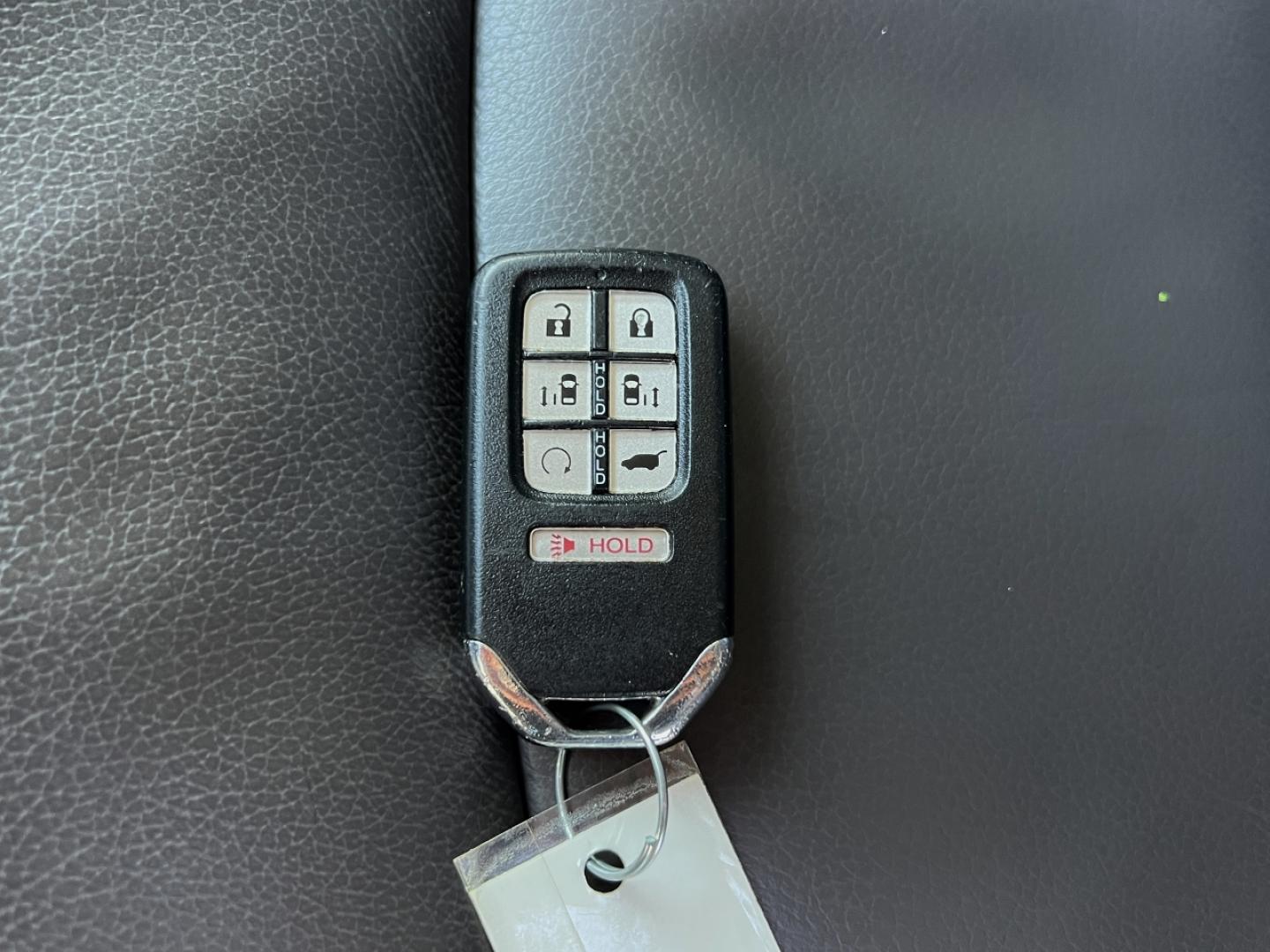 2019 WHITE /Gray Leather Honda Odyssey EX-L (5FNRL6H73KB) with an 3.5L V6 engine, Automatic transmission, located at 2990 Old Orchard Rd., Jackson, MO, 63755, 37.354214, -89.612106 - 2019 Honda Odyssey EX-L 101xxx miles Front Wheel Drive 3.5L V6 Automatic Leather 3rd Row Rear Entertainment Navigation Power/Heated Seats Backup Camera Bluetooth Remote Start Cruise Power Windows/Locks/Mirrors We have financing available and we accept trades! Fill out a credit applica - Photo#8