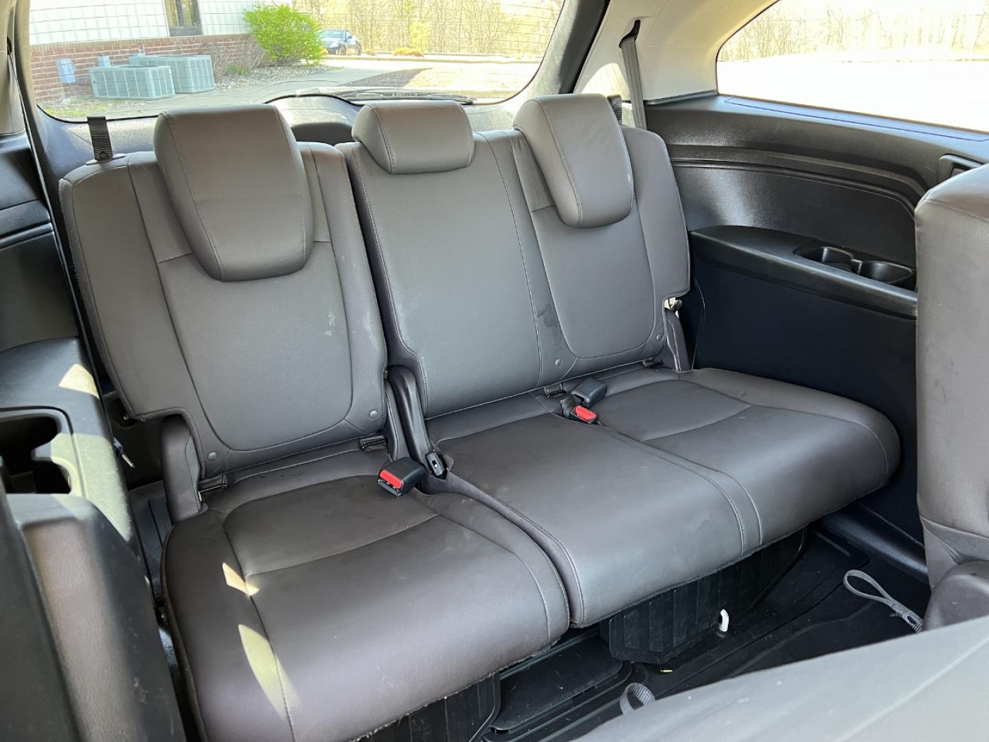 2019 WHITE /Gray Leather Honda Odyssey EX-L (5FNRL6H73KB) with an 3.5L V6 engine, Automatic transmission, located at 2990 Old Orchard Rd., Jackson, MO, 63755, 37.354214, -89.612106 - 2019 Honda Odyssey EX-L 101xxx miles Front Wheel Drive 3.5L V6 Automatic Leather 3rd Row Rear Entertainment Navigation Power/Heated Seats Backup Camera Bluetooth Remote Start Cruise Power Windows/Locks/Mirrors We have financing available and we accept trades! Fill out a credit applica - Photo#22