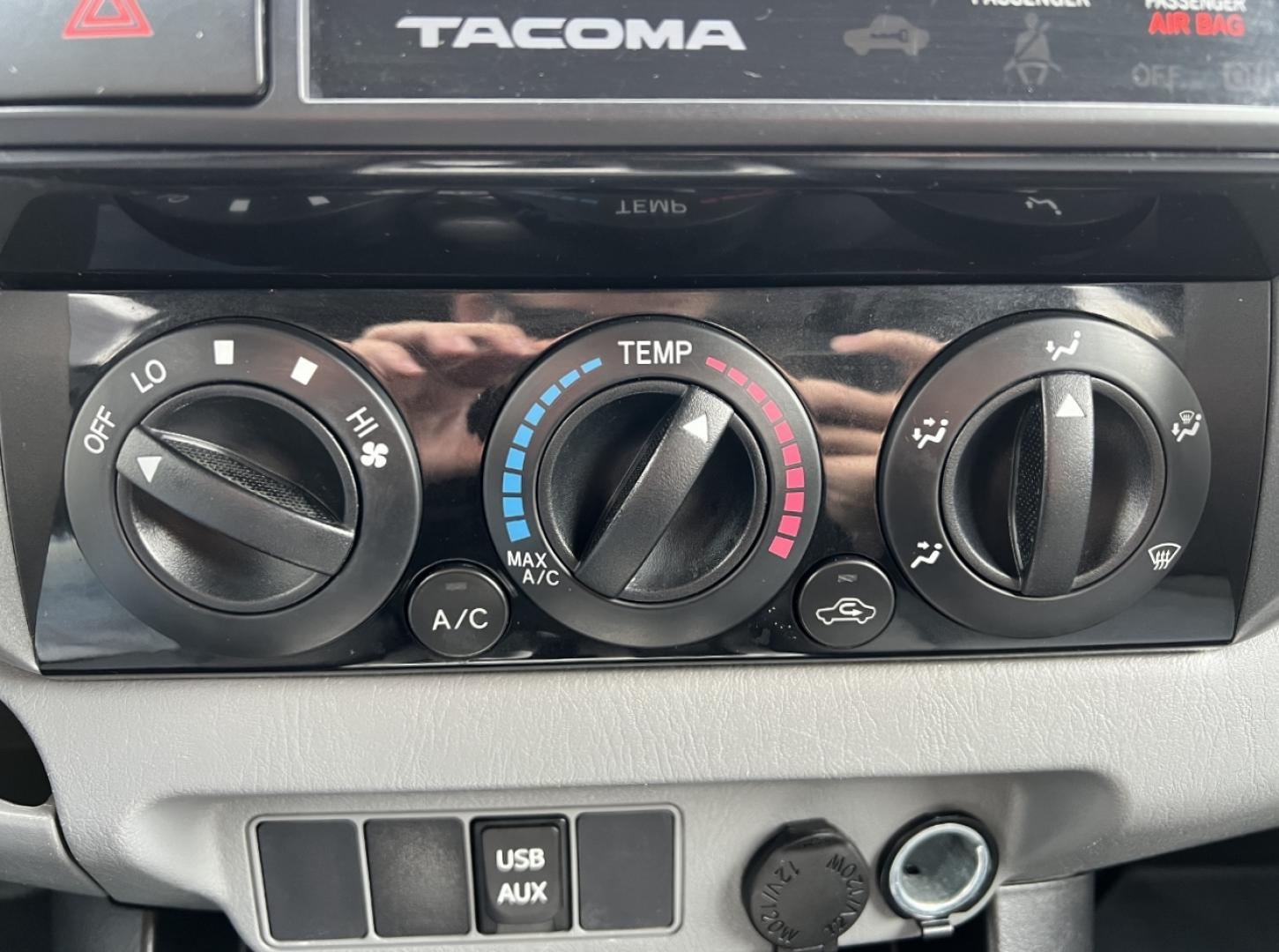 2015 BLACK /Gray Cloth Toyota Tacoma PreRunner Double Cab V6 2WD (5TFJU4GN4FX) with an 4.0L V6 engine, 5-Speed Automatic transmission, located at 2990 Old Orchard Rd., Jackson, MO, 63755, 37.354214, -89.612106 - 2015 Toyota Tacoma PreRunner TRD Sport Local 1-Owner 227xxx miles Rear Wheel Drive 4.0L V6 Automatic Bluetooth Cruise Power Windows/Locks/Mirrors We have financing available and we accept trades! Fill out a credit application on our website or come by today! If you have any questions, give - Photo#24