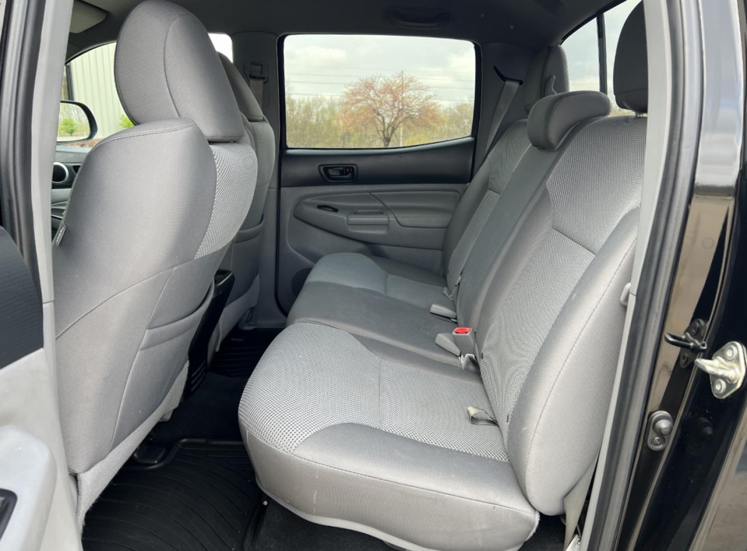 2015 BLACK /Gray Cloth Toyota Tacoma PreRunner Double Cab V6 2WD (5TFJU4GN4FX) with an 4.0L V6 engine, 5-Speed Automatic transmission, located at 2990 Old Orchard Rd., Jackson, MO, 63755, 37.354214, -89.612106 - 2015 Toyota Tacoma PreRunner TRD Sport Local 1-Owner 227xxx miles Rear Wheel Drive 4.0L V6 Automatic Bluetooth Cruise Power Windows/Locks/Mirrors We have financing available and we accept trades! Fill out a credit application on our website or come by today! If you have any questions, give - Photo#14