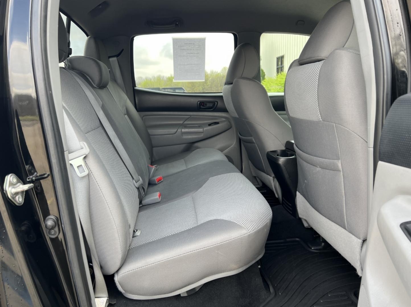 2015 BLACK /Gray Cloth Toyota Tacoma PreRunner Double Cab V6 2WD (5TFJU4GN4FX) with an 4.0L V6 engine, 5-Speed Automatic transmission, located at 2990 Old Orchard Rd., Jackson, MO, 63755, 37.354214, -89.612106 - 2015 Toyota Tacoma PreRunner TRD Sport Local 1-Owner 227xxx miles Rear Wheel Drive 4.0L V6 Automatic Bluetooth Cruise Power Windows/Locks/Mirrors We have financing available and we accept trades! Fill out a credit application on our website or come by today! If you have any questions, give - Photo#15