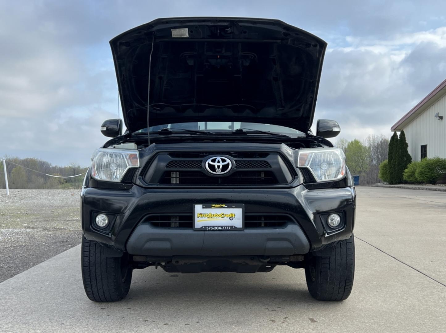 2015 BLACK /Gray Cloth Toyota Tacoma PreRunner Double Cab V6 2WD (5TFJU4GN4FX) with an 4.0L V6 engine, 5-Speed Automatic transmission, located at 2990 Old Orchard Rd., Jackson, MO, 63755, 37.354214, -89.612106 - 2015 Toyota Tacoma PreRunner TRD Sport Local 1-Owner 227xxx miles Rear Wheel Drive 4.0L V6 Automatic Bluetooth Cruise Power Windows/Locks/Mirrors We have financing available and we accept trades! Fill out a credit application on our website or come by today! If you have any questions, give - Photo#28