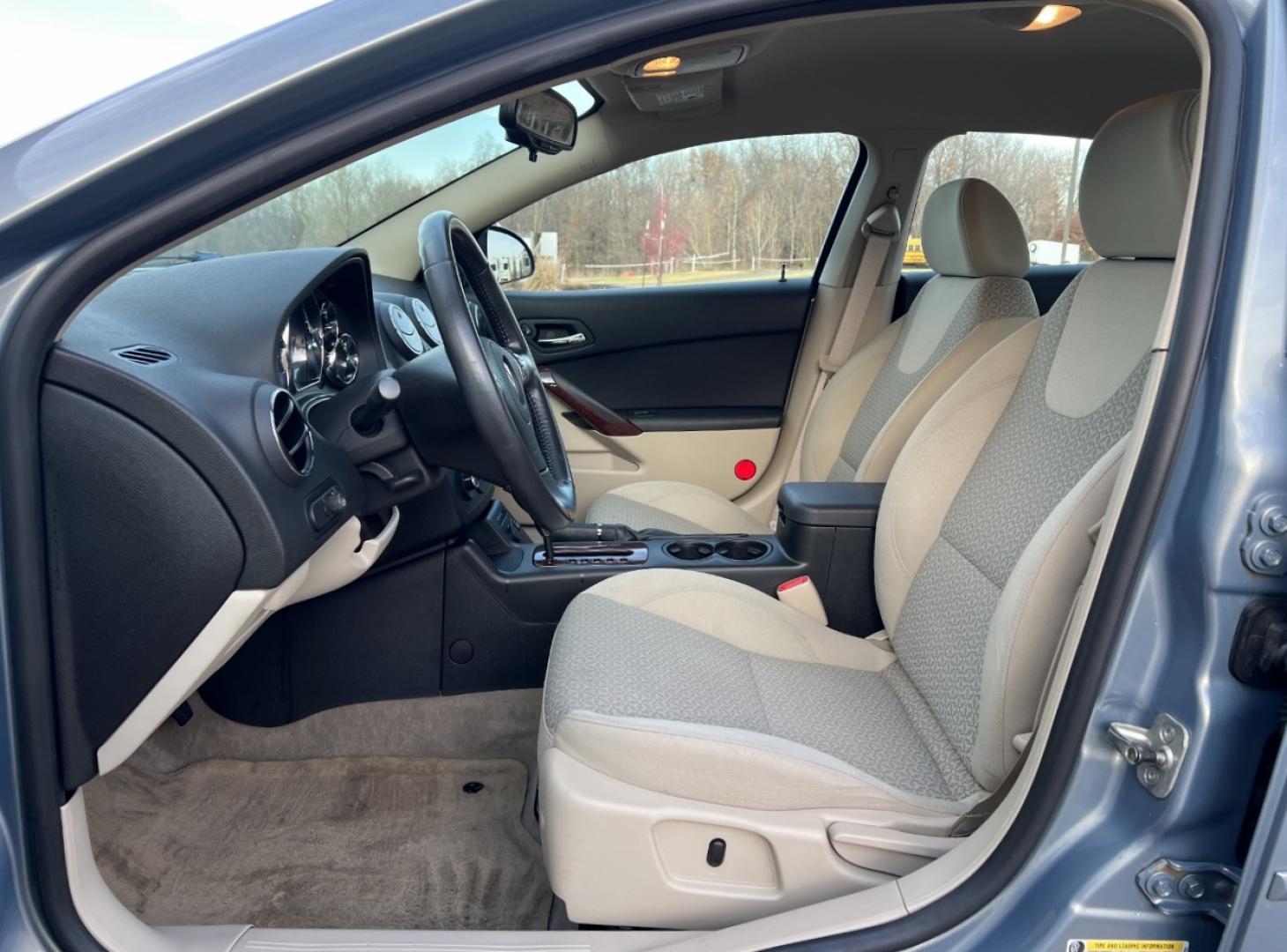 2009 GREY /Tan Cloth Pontiac G6 Sedan (1G2ZG57B694) with an 2.4L 4 Cyl. engine, 4-Speed Automatic Overdrive transmission, located at 2990 Old Orchard Rd., Jackson, MO, 63755, 37.354214, -89.612106 - 2009 Pontiac G6 Only 48xxx miles Front Wheel Drive 2.4L 4 Cyl. Automatic Cruise Power Windows/Locks/Mirrors We have financing available and we accept trades! Fill out a credit application on our website or come by today! If you have any questions, give us a call at (573) 204-7777 or visit ou - Photo#10