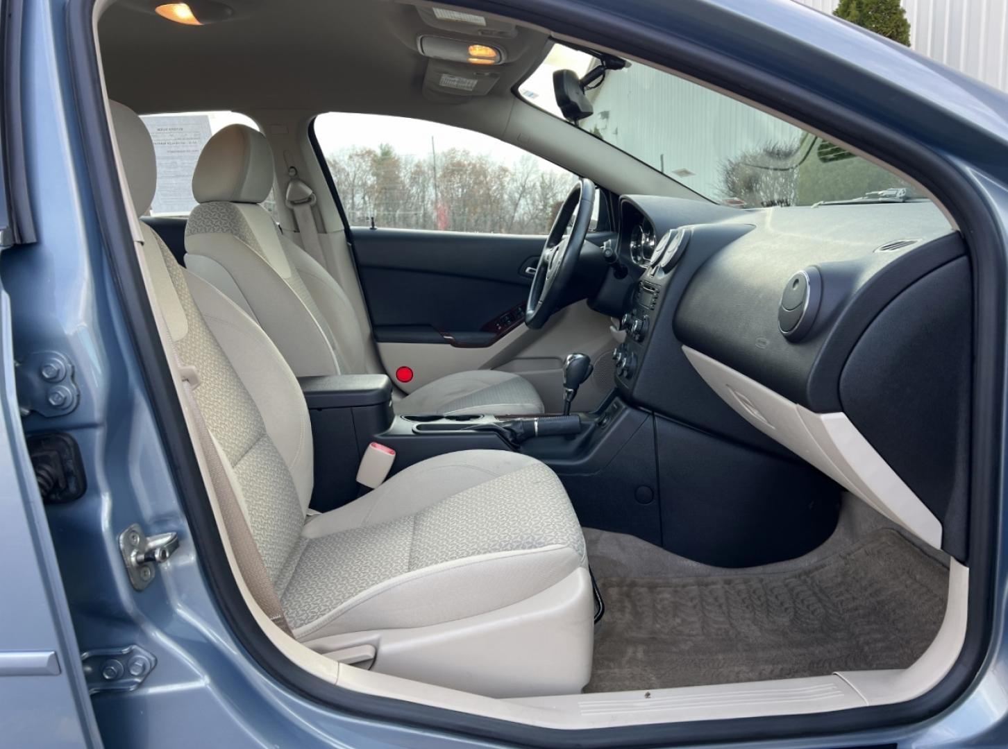 2009 GREY /Tan Cloth Pontiac G6 Sedan (1G2ZG57B694) with an 2.4L 4 Cyl. engine, 4-Speed Automatic Overdrive transmission, located at 2990 Old Orchard Rd., Jackson, MO, 63755, 37.354214, -89.612106 - 2009 Pontiac G6 Only 48xxx miles Front Wheel Drive 2.4L 4 Cyl. Automatic Cruise Power Windows/Locks/Mirrors We have financing available and we accept trades! Fill out a credit application on our website or come by today! If you have any questions, give us a call at (573) 204-7777 or visit ou - Photo#12
