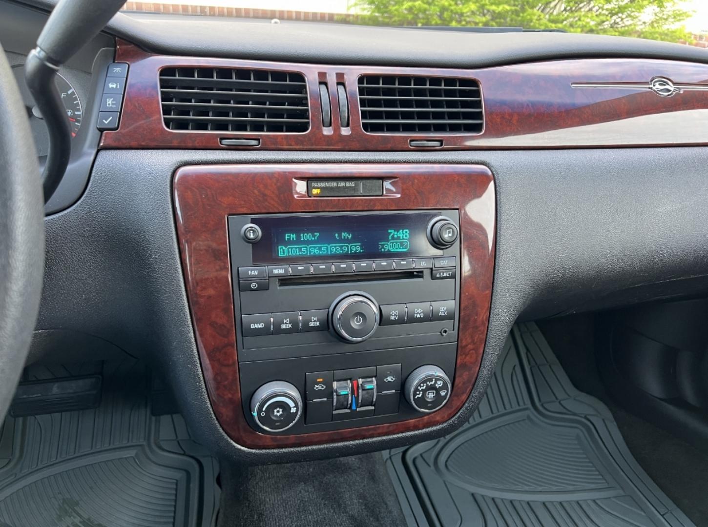 2009 MAROON /Gray Cloth Chevrolet Impala LT (2G1WT57K591) with an 3.5L V6 engine, 4-Speed Automatic Overdrive transmission, located at 2990 Old Orchard Rd., Jackson, MO, 63755, 37.354214, -89.612106 - 2009 Chevrolet Impala LT 110xxx miles Front Wheel Drive 3.5L V6 Automatic Power Driver Seat Remote Start Cruise Power Windows/Locks/Mirrors We have financing available and we accept trades! Fill out a credit application on our website or come by today! If you have any questions, give us a - Photo#21