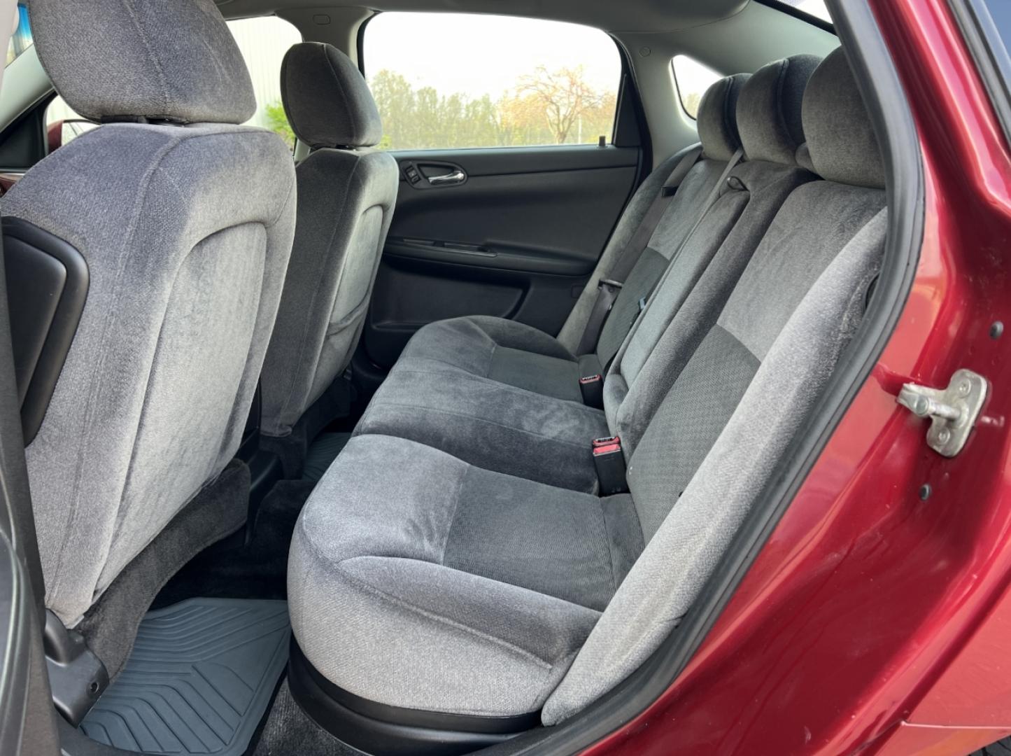 2009 MAROON /Gray Cloth Chevrolet Impala LT (2G1WT57K591) with an 3.5L V6 engine, 4-Speed Automatic Overdrive transmission, located at 2990 Old Orchard Rd., Jackson, MO, 63755, 37.354214, -89.612106 - 2009 Chevrolet Impala LT 110xxx miles Front Wheel Drive 3.5L V6 Automatic Power Driver Seat Remote Start Cruise Power Windows/Locks/Mirrors We have financing available and we accept trades! Fill out a credit application on our website or come by today! If you have any questions, give us a - Photo#15