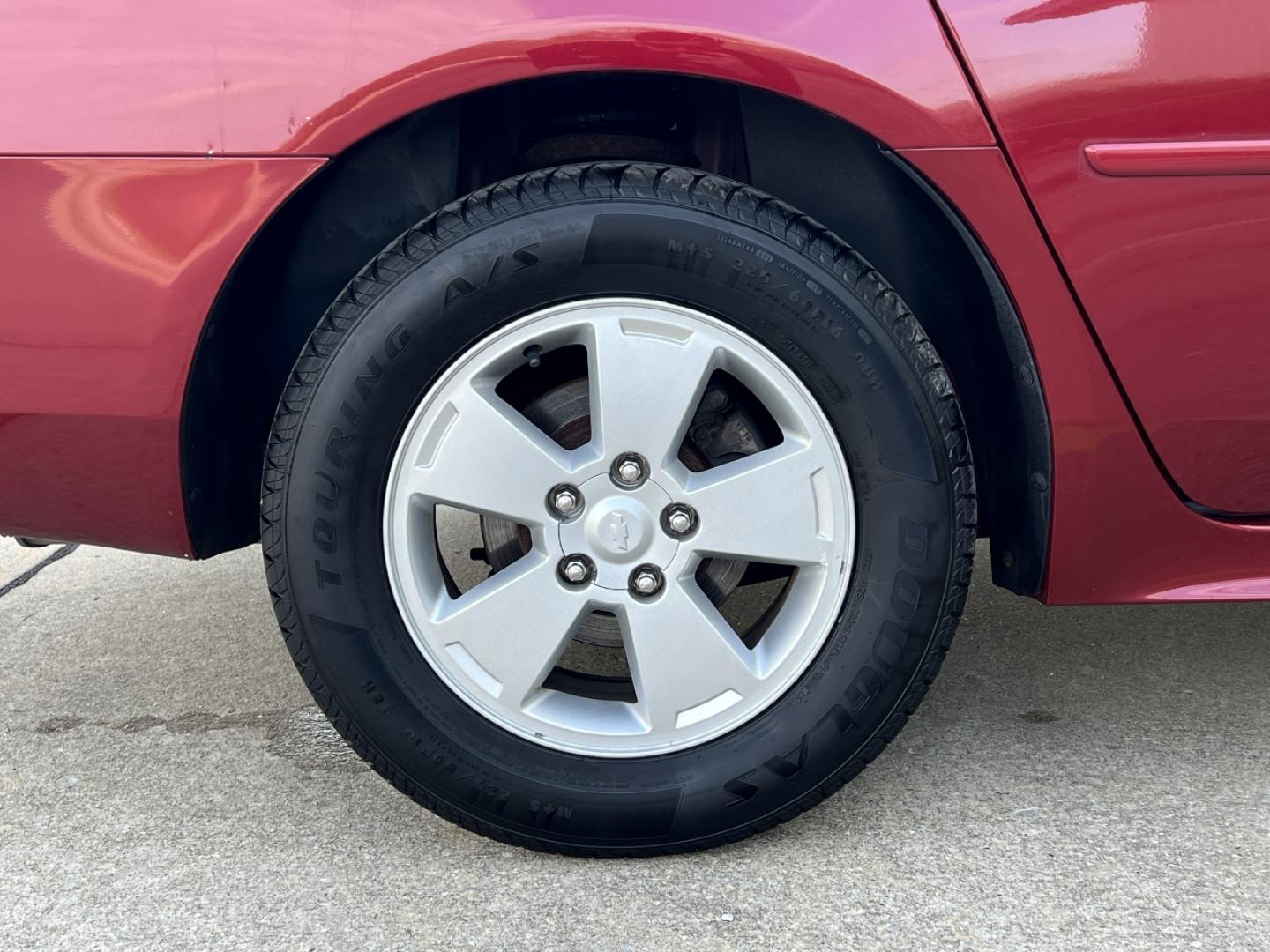 2009 MAROON /Gray Cloth Chevrolet Impala LT (2G1WT57K591) with an 3.5L V6 engine, 4-Speed Automatic Overdrive transmission, located at 2990 Old Orchard Rd., Jackson, MO, 63755, 37.354214, -89.612106 - 2009 Chevrolet Impala LT 110xxx miles Front Wheel Drive 3.5L V6 Automatic Power Driver Seat Remote Start Cruise Power Windows/Locks/Mirrors We have financing available and we accept trades! Fill out a credit application on our website or come by today! If you have any questions, give us a - Photo#33