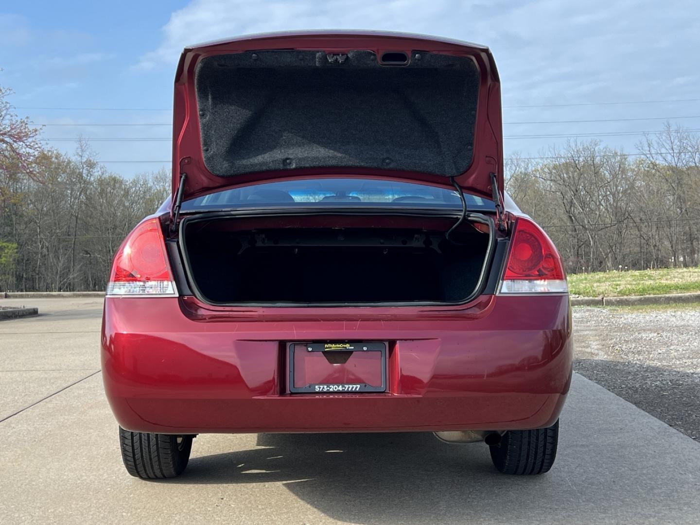 2009 MAROON /Gray Cloth Chevrolet Impala LT (2G1WT57K591) with an 3.5L V6 engine, 4-Speed Automatic Overdrive transmission, located at 2990 Old Orchard Rd., Jackson, MO, 63755, 37.354214, -89.612106 - 2009 Chevrolet Impala LT 110xxx miles Front Wheel Drive 3.5L V6 Automatic Power Driver Seat Remote Start Cruise Power Windows/Locks/Mirrors We have financing available and we accept trades! Fill out a credit application on our website or come by today! If you have any questions, give us a - Photo#17
