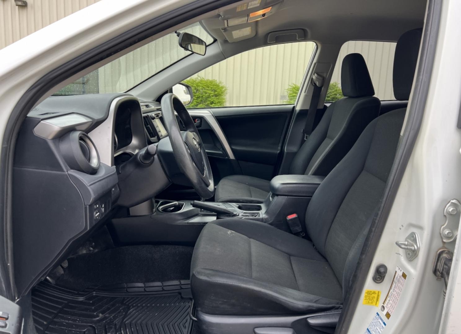 2016 WHITE /Black Cloth Toyota RAV4 LE AWD (JTMBFREV6GJ) with an 2.5L 4 Cyl. engine, Automatic transmission, located at 2990 Old Orchard Rd., Jackson, MO, 63755, 37.354214, -89.612106 - 2016 Toyota RAV4 LE 153xxx miles All Wheel Drive 2.5L 4 Cyl. Automatic Backup Camera Bluetooth Cruise Power Windows/Locks/Mirrors We have financing available and we accept trades! Fill out a credit application on our website or come by today! If you have any questions, give us a call at (5 - Photo#11