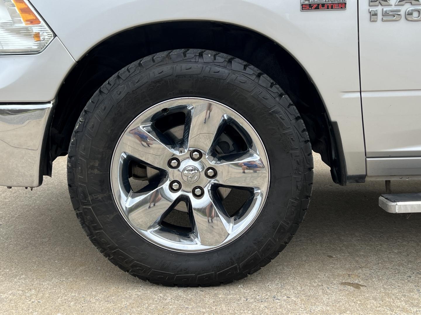 2014 SILVER /Gray Cloth RAM 1500 Big Horn Quad Cab 4WD (1C6RR7GT5ES) with an 5.7L V8 HEMI engine, Automatic transmission, located at 2990 Old Orchard Rd., Jackson, MO, 63755, 37.354214, -89.612106 - 2014 Ram 1500 Big Horn 115xxx miles 4x4 5.7L V8 HEMI Automatic Power Driver Seat Bluetooth Cruise Power Windows/Locks/Mirrors We have financing available and we accept trades! Fill out a credit application on our website or come by today! If you have any questions, give us a call at (573) - Photo#33