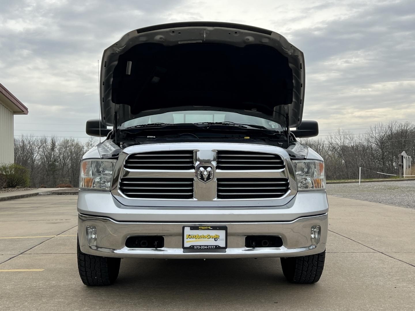 2014 SILVER /Gray Cloth RAM 1500 Big Horn Quad Cab 4WD (1C6RR7GT5ES) with an 5.7L V8 HEMI engine, Automatic transmission, located at 2990 Old Orchard Rd., Jackson, MO, 63755, 37.354214, -89.612106 - 2014 Ram 1500 Big Horn 115xxx miles 4x4 5.7L V8 HEMI Automatic Power Driver Seat Bluetooth Cruise Power Windows/Locks/Mirrors We have financing available and we accept trades! Fill out a credit application on our website or come by today! If you have any questions, give us a call at (573) - Photo#31