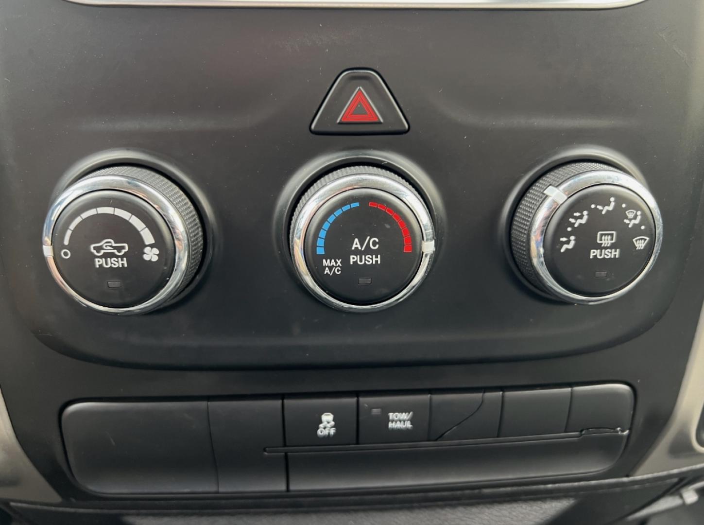 2014 SILVER /Gray Cloth RAM 1500 Big Horn Quad Cab 4WD (1C6RR7GT5ES) with an 5.7L V8 HEMI engine, Automatic transmission, located at 2990 Old Orchard Rd., Jackson, MO, 63755, 37.354214, -89.612106 - 2014 Ram 1500 Big Horn 115xxx miles 4x4 5.7L V8 HEMI Automatic Power Driver Seat Bluetooth Cruise Power Windows/Locks/Mirrors We have financing available and we accept trades! Fill out a credit application on our website or come by today! If you have any questions, give us a call at (573) - Photo#25