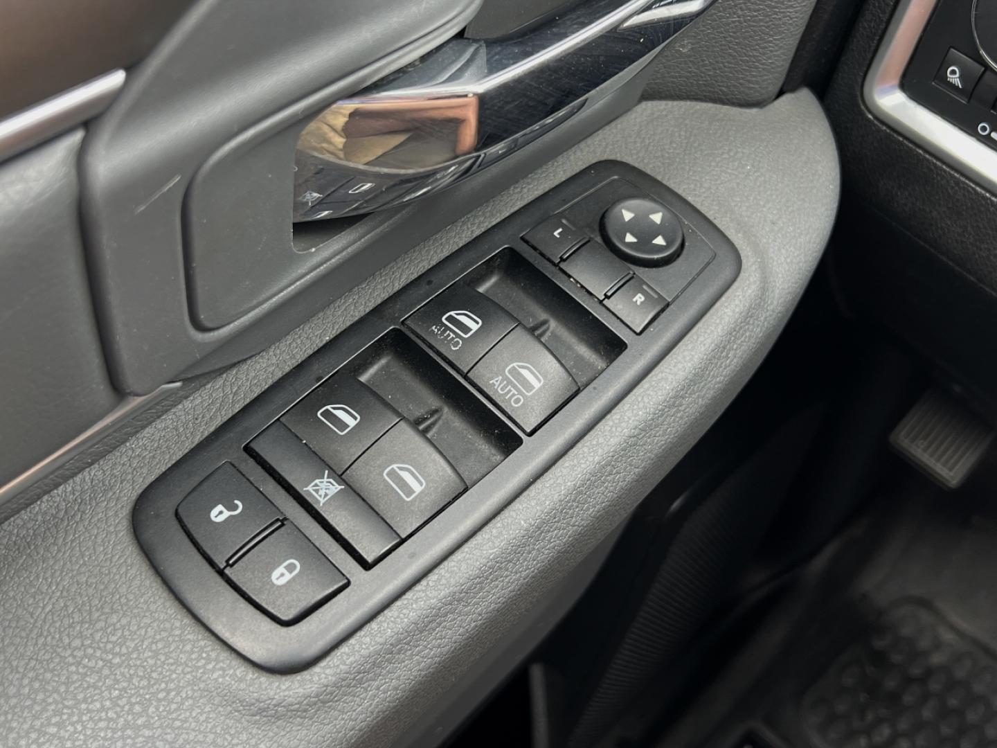 2014 SILVER /Gray Cloth RAM 1500 Big Horn Quad Cab 4WD (1C6RR7GT5ES) with an 5.7L V8 HEMI engine, Automatic transmission, located at 2990 Old Orchard Rd., Jackson, MO, 63755, 37.354214, -89.612106 - 2014 Ram 1500 Big Horn 115xxx miles 4x4 5.7L V8 HEMI Automatic Power Driver Seat Bluetooth Cruise Power Windows/Locks/Mirrors We have financing available and we accept trades! Fill out a credit application on our website or come by today! If you have any questions, give us a call at (573) - Photo#28