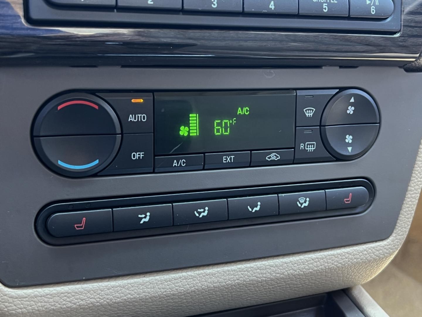 2006 TAN /Tan Leather Ford Fusion V6 SEL (3FAFP08156R) with an 3.0L V6 engine, Automatic transmission, located at 2990 Old Orchard Rd., Jackson, MO, 63755, 37.354214, -89.612106 - 2006 Ford Fusion SEL 156xxx miles Front Wheel Drive 3.0L V6 Automatic Leather Power Driver Seat Heated Seats Sunroof Cruise Power Windows/Locks/Mirrors We have financing available and we accept trades! Fill out a credit application on our website or come by today! If you have any questio - Photo#2