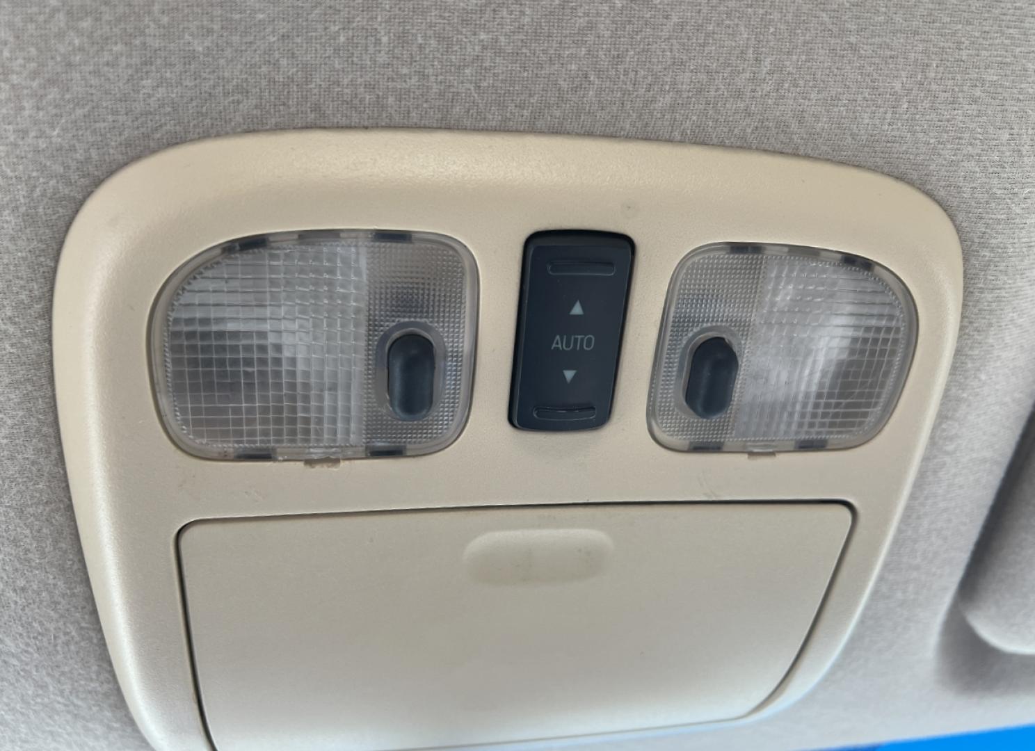 2006 TAN /Tan Leather Ford Fusion V6 SEL (3FAFP08156R) with an 3.0L V6 engine, Automatic transmission, located at 2990 Old Orchard Rd., Jackson, MO, 63755, 37.354214, -89.612106 - 2006 Ford Fusion SEL 156xxx miles Front Wheel Drive 3.0L V6 Automatic Leather Power Driver Seat Heated Seats Sunroof Cruise Power Windows/Locks/Mirrors We have financing available and we accept trades! Fill out a credit application on our website or come by today! If you have any questio - Photo#27