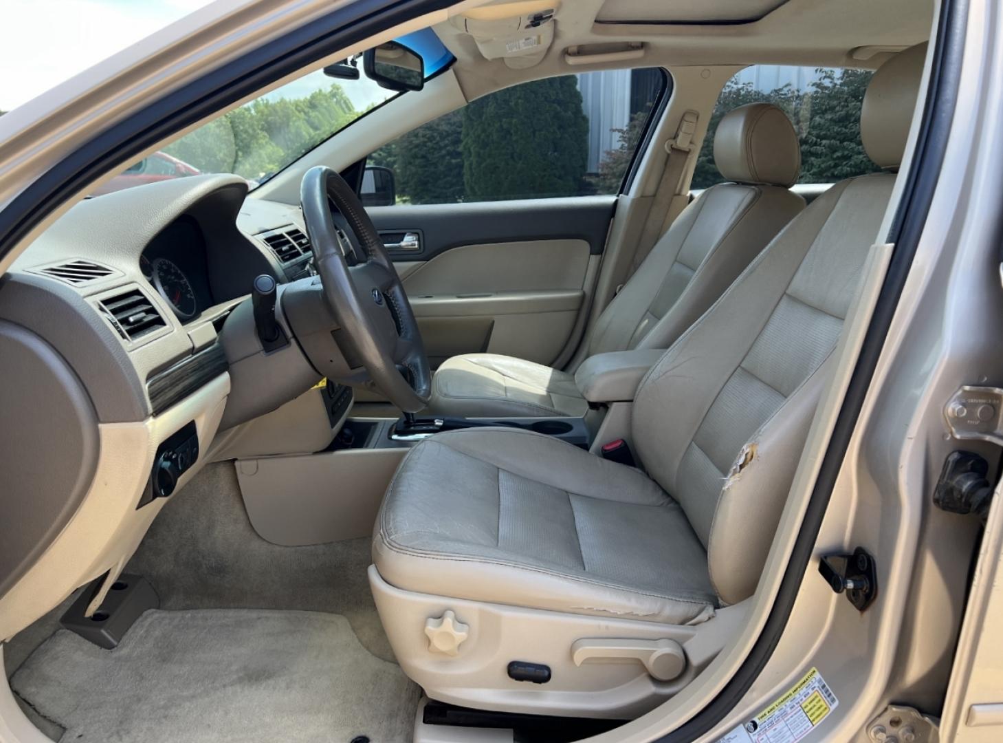 2006 TAN /Tan Leather Ford Fusion V6 SEL (3FAFP08156R) with an 3.0L V6 engine, Automatic transmission, located at 2990 Old Orchard Rd., Jackson, MO, 63755, 37.354214, -89.612106 - 2006 Ford Fusion SEL 156xxx miles Front Wheel Drive 3.0L V6 Automatic Leather Power Driver Seat Heated Seats Sunroof Cruise Power Windows/Locks/Mirrors We have financing available and we accept trades! Fill out a credit application on our website or come by today! If you have any questio - Photo#13