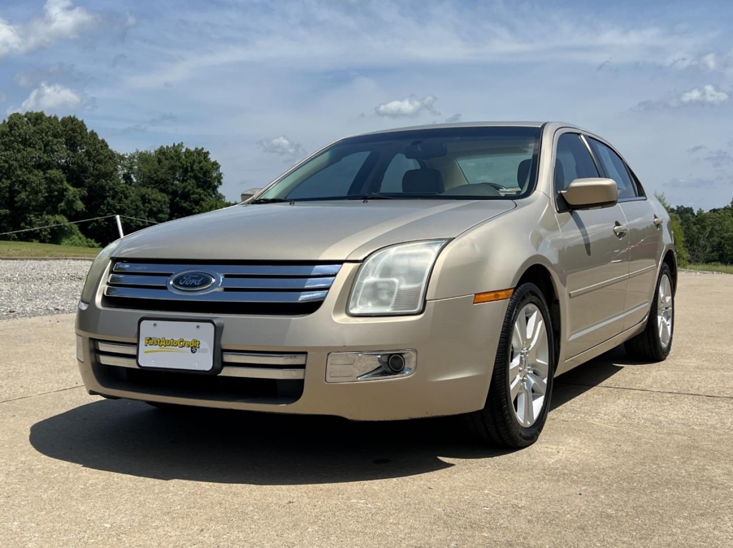 2006 TAN /Tan Leather Ford Fusion V6 SEL (3FAFP08156R) with an 3.0L V6 engine, Automatic transmission, located at 2990 Old Orchard Rd., Jackson, MO, 63755, 37.354214, -89.612106 - 2006 Ford Fusion SEL 156xxx miles Front Wheel Drive 3.0L V6 Automatic Leather Power Driver Seat Heated Seats Sunroof Cruise Power Windows/Locks/Mirrors We have financing available and we accept trades! Fill out a credit application on our website or come by today! If you have any questio - Photo#5