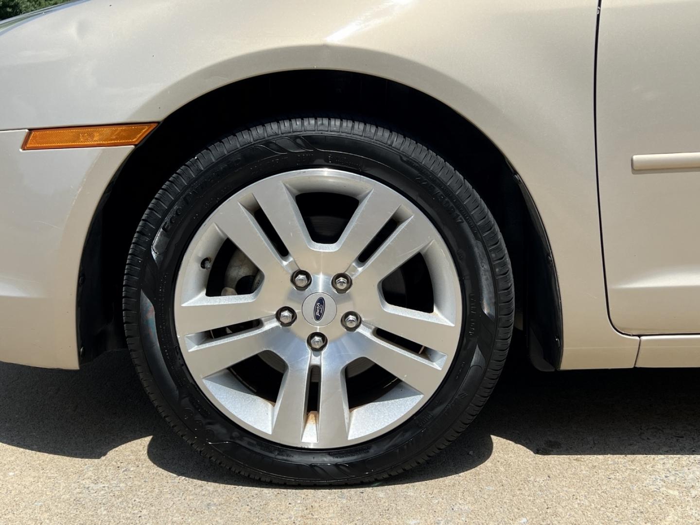 2006 TAN /Tan Leather Ford Fusion V6 SEL (3FAFP08156R) with an 3.0L V6 engine, Automatic transmission, located at 2990 Old Orchard Rd., Jackson, MO, 63755, 37.354214, -89.612106 - 2006 Ford Fusion SEL 156xxx miles Front Wheel Drive 3.0L V6 Automatic Leather Power Driver Seat Heated Seats Sunroof Cruise Power Windows/Locks/Mirrors We have financing available and we accept trades! Fill out a credit application on our website or come by today! If you have any questio - Photo#30