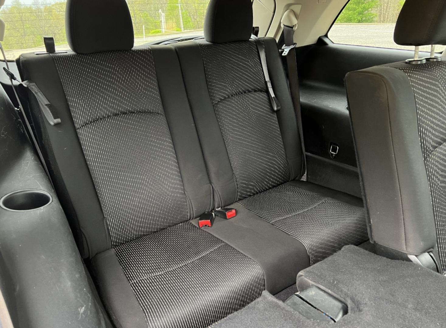 2020 GRAY /Black Cloth Dodge Journey SE Value (3C4PDCAB5LT) with an 2.4L 4 Cyl. engine, Automatic transmission, located at 2990 Old Orchard Rd., Jackson, MO, 63755, 37.354214, -89.612106 - 2020 Dodge Journey SE 1-Owner 83xxx miles Front Wheel Drive 2.4L 4 Cyl. Automatic 3rd Row Backup Camera Cruise Power Windows/Locks/Mirrors We have financing available and we accept trades! Fill out a credit application on our website or come by today! If you have any questions, give us a - Photo#17