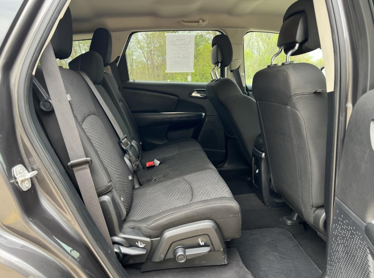 2020 GRAY /Black Cloth Dodge Journey SE Value (3C4PDCAB5LT) with an 2.4L 4 Cyl. engine, Automatic transmission, located at 2990 Old Orchard Rd., Jackson, MO, 63755, 37.354214, -89.612106 - 2020 Dodge Journey SE 1-Owner 83xxx miles Front Wheel Drive 2.4L 4 Cyl. Automatic 3rd Row Backup Camera Cruise Power Windows/Locks/Mirrors We have financing available and we accept trades! Fill out a credit application on our website or come by today! If you have any questions, give us a - Photo#16