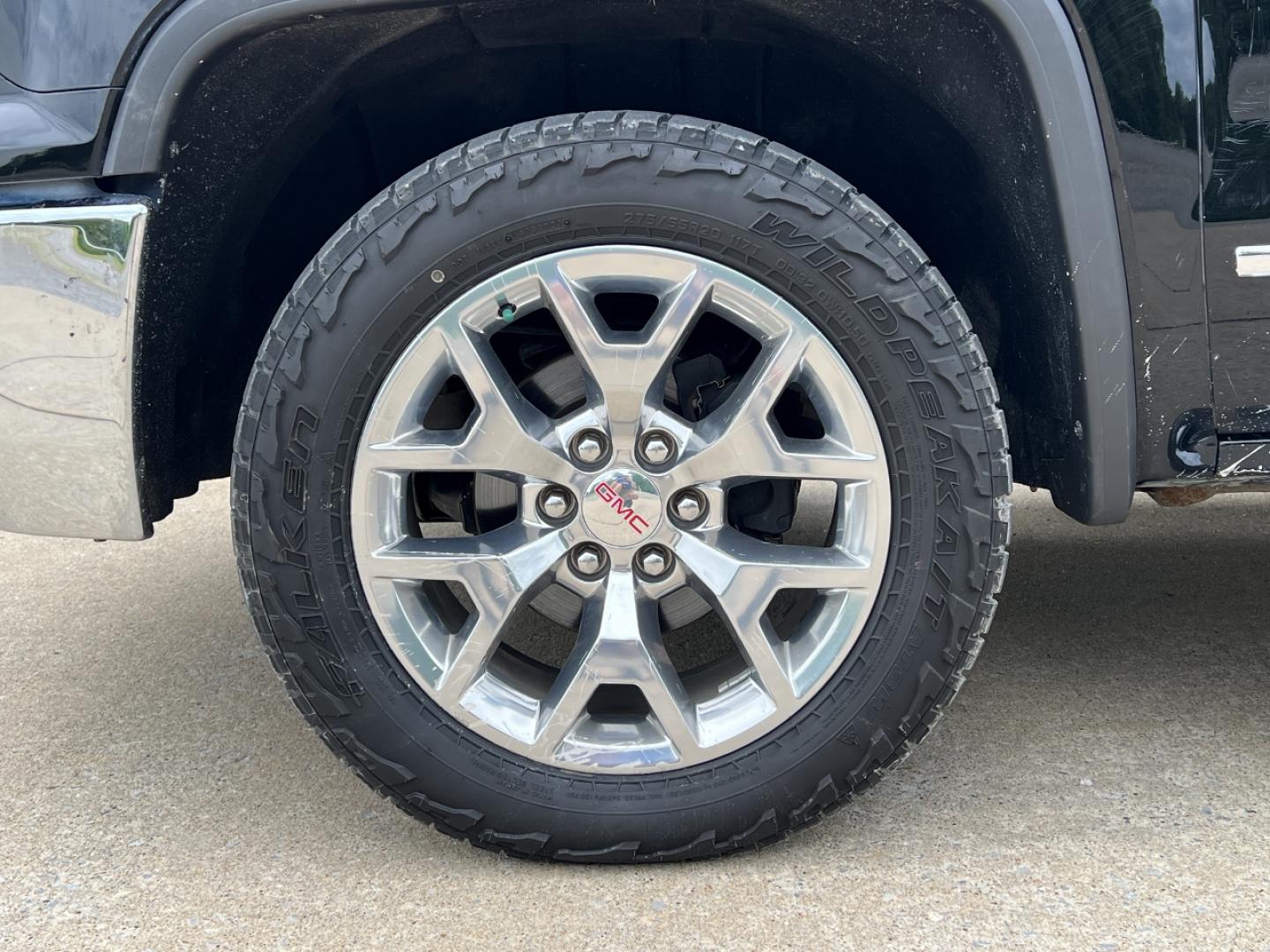 2017 BLACK /Tan Leather GMC Sierra 1500 SLT Crew Cab Long Box 4WD (3GTU2NEC2HG) with an 5.3L V8 engine, Automatic transmission, located at 2990 Old Orchard Rd., Jackson, MO, 63755, 37.354214, -89.612106 - 2017 GMC Sierra 1500 SLT 1-Owner 171xxx miles 4x4 5.3L V8 Automatic Leather Power/Heated Seats Backup Camera Bluetooth Remote Start Cruise Power Windows/Locks/Mirrors We have financing available and we accept trades! Fill out a credit application on our website or come by today! If you - Photo#35