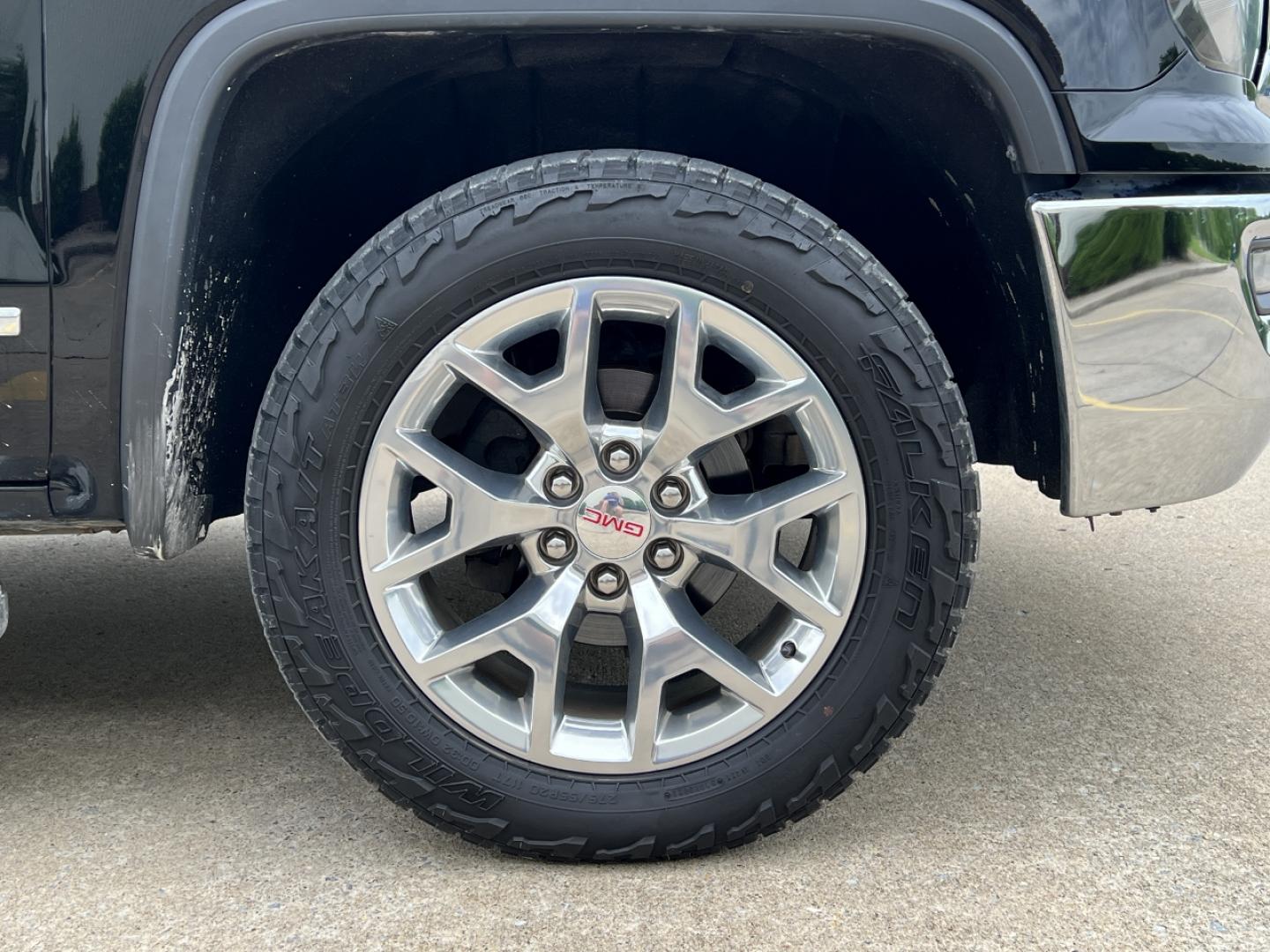 2017 BLACK /Tan Leather GMC Sierra 1500 SLT Crew Cab Long Box 4WD (3GTU2NEC2HG) with an 5.3L V8 engine, Automatic transmission, located at 2990 Old Orchard Rd., Jackson, MO, 63755, 37.354214, -89.612106 - 2017 GMC Sierra 1500 SLT 1-Owner 171xxx miles 4x4 5.3L V8 Automatic Leather Power/Heated Seats Backup Camera Bluetooth Remote Start Cruise Power Windows/Locks/Mirrors We have financing available and we accept trades! Fill out a credit application on our website or come by today! If you - Photo#39