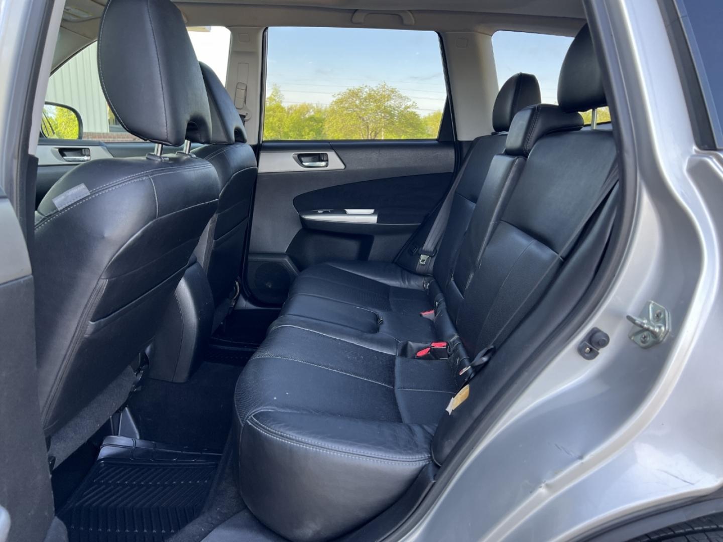 2010 SILVER /Black Leather Subaru Forester 2.5X Limited (JF2SH6DC3AH) with an 2.5L 4 Cyl. engine, Automatic transmission, located at 2990 Old Orchard Rd., Jackson, MO, 63755, 37.354214, -89.612106 - 2010 Subaru Forester 2.5X Limited 163xxx miles All Wheel Drive 2.5L 4 Cyl. Automatic Leather Backup Camera Power Driver Seat Heated Seats Sunroof Cruise Power Windows/Locks/Mirrors We have financing available and we accept trades! Fill out a credit application on our website or come by t - Photo#17