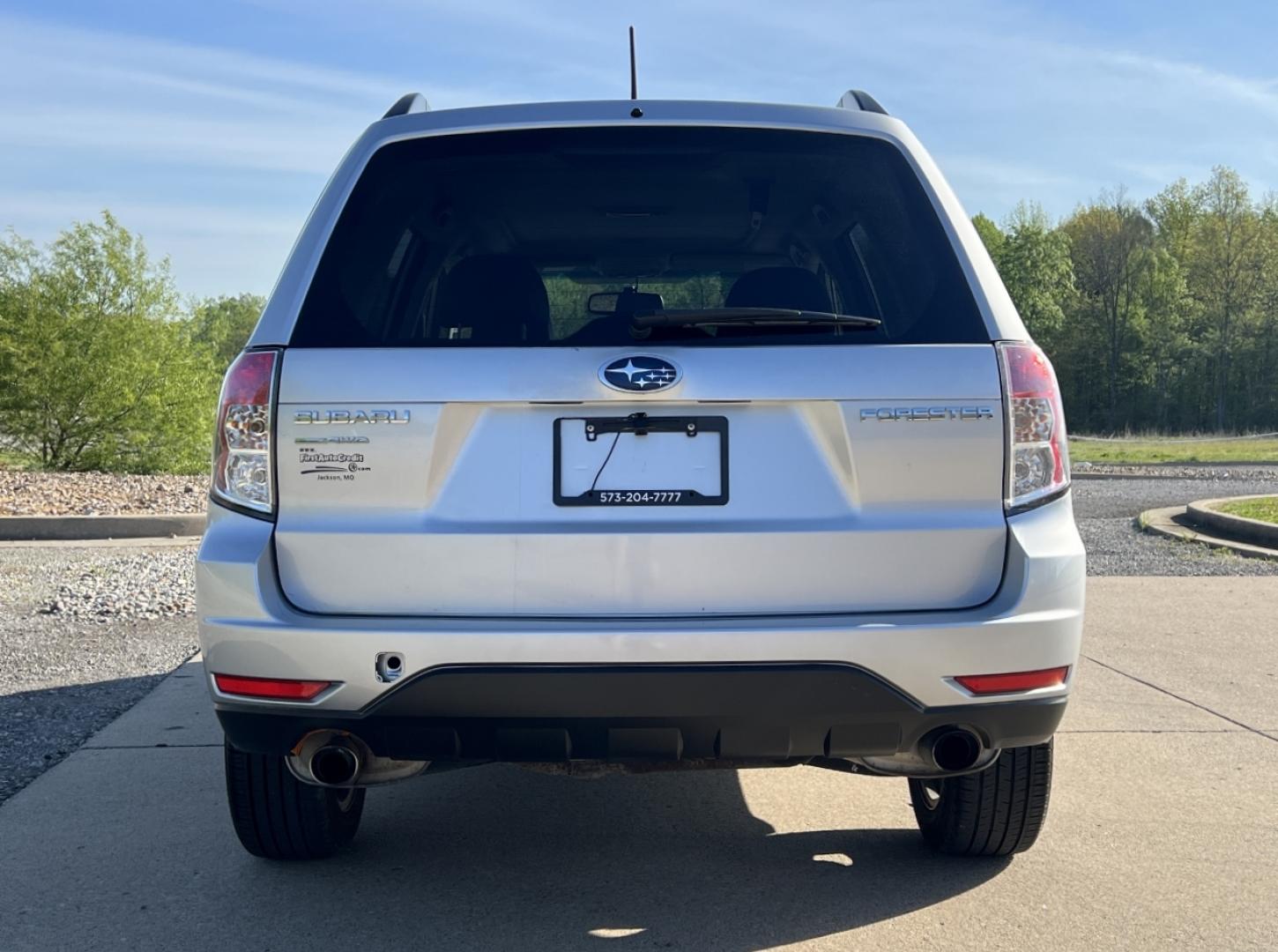 2010 SILVER /Black Leather Subaru Forester 2.5X Limited (JF2SH6DC3AH) with an 2.5L 4 Cyl. engine, Automatic transmission, located at 2990 Old Orchard Rd., Jackson, MO, 63755, 37.354214, -89.612106 - 2010 Subaru Forester 2.5X Limited 163xxx miles All Wheel Drive 2.5L 4 Cyl. Automatic Leather Backup Camera Power Driver Seat Heated Seats Sunroof Cruise Power Windows/Locks/Mirrors We have financing available and we accept trades! Fill out a credit application on our website or come by t - Photo#11