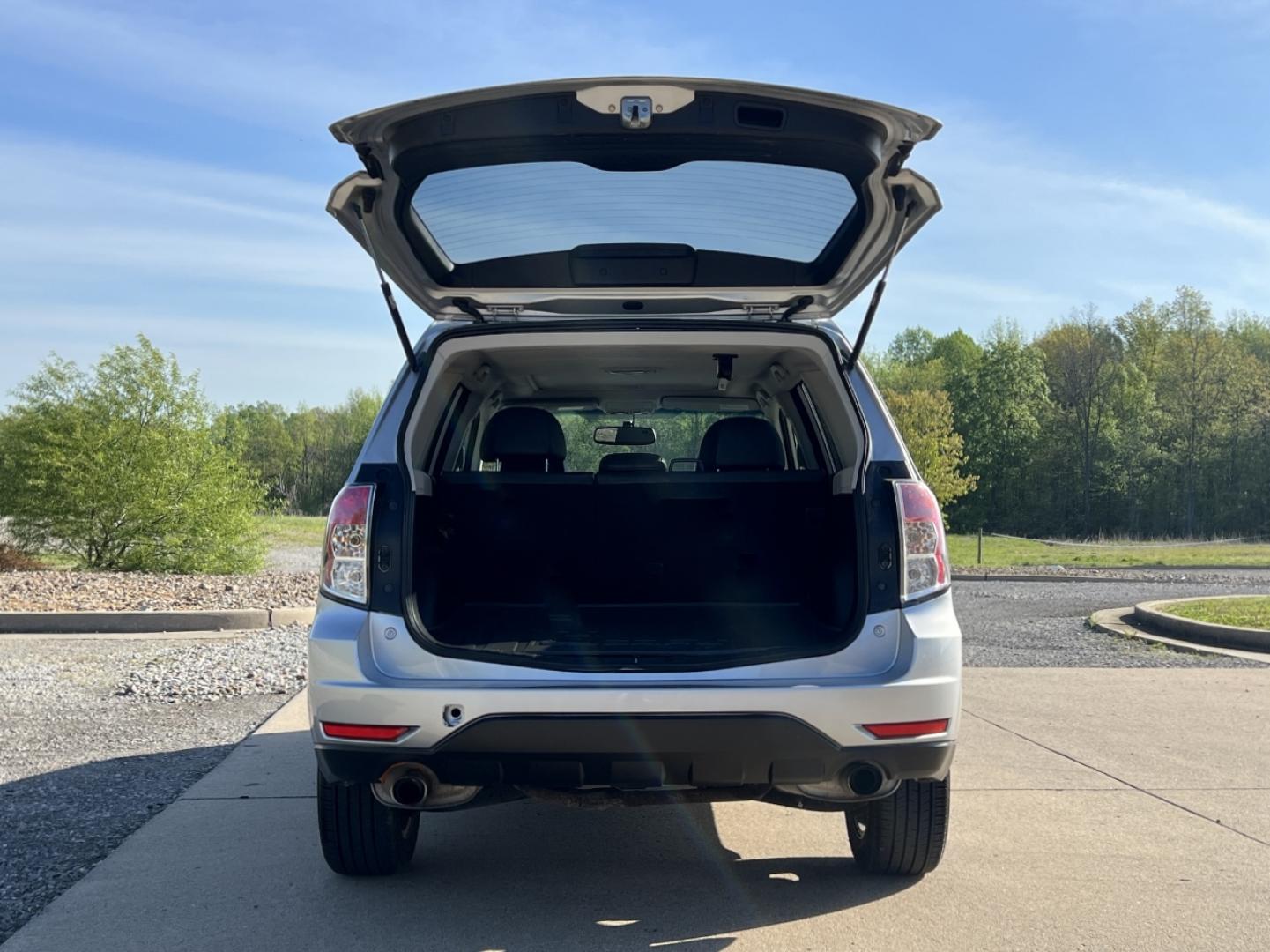 2010 SILVER /Black Leather Subaru Forester 2.5X Limited (JF2SH6DC3AH) with an 2.5L 4 Cyl. engine, Automatic transmission, located at 2990 Old Orchard Rd., Jackson, MO, 63755, 37.354214, -89.612106 - 2010 Subaru Forester 2.5X Limited 163xxx miles All Wheel Drive 2.5L 4 Cyl. Automatic Leather Backup Camera Power Driver Seat Heated Seats Sunroof Cruise Power Windows/Locks/Mirrors We have financing available and we accept trades! Fill out a credit application on our website or come by t - Photo#19