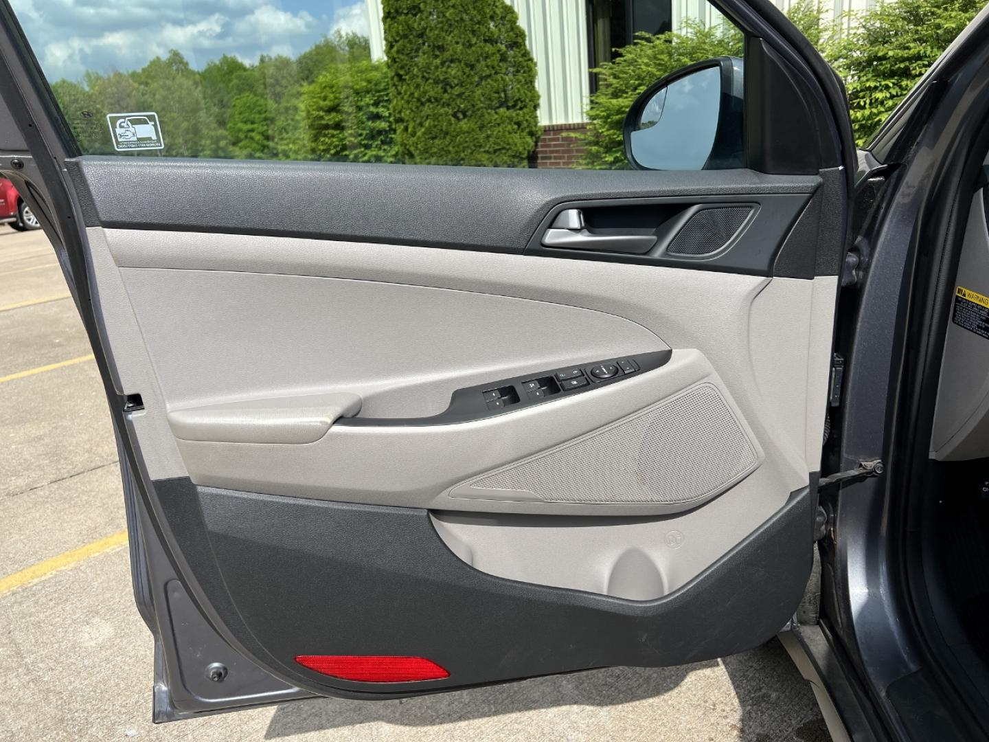2018 GRAY /Gray Cloth Hyundai Tucson SE AWD (KM8J3CA46JU) with an 2.0L 4 Cyl. engine, Automatic transmission, located at 2990 Old Orchard Rd., Jackson, MO, 63755, 37.354214, -89.612106 - 2018 Hyundai Tucson SEL 124xxx miles All Wheel Drive 2.0L 4 Cyl. Automatic Backup Camera Power Driver Seat Heated Seats Bluetooth Cruise Power Windows/Locks/Mirrors We have financing available and we accept trades! Fill out a credit application on our website or come by today! If you hav - Photo#12