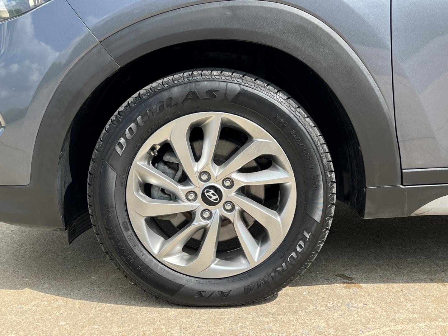 2018 GRAY /Gray Cloth Hyundai Tucson SE AWD (KM8J3CA46JU) with an 2.0L 4 Cyl. engine, Automatic transmission, located at 2990 Old Orchard Rd., Jackson, MO, 63755, 37.354214, -89.612106 - 2018 Hyundai Tucson SEL 124xxx miles All Wheel Drive 2.0L 4 Cyl. Automatic Backup Camera Power Driver Seat Heated Seats Bluetooth Cruise Power Windows/Locks/Mirrors We have financing available and we accept trades! Fill out a credit application on our website or come by today! If you hav - Photo#34
