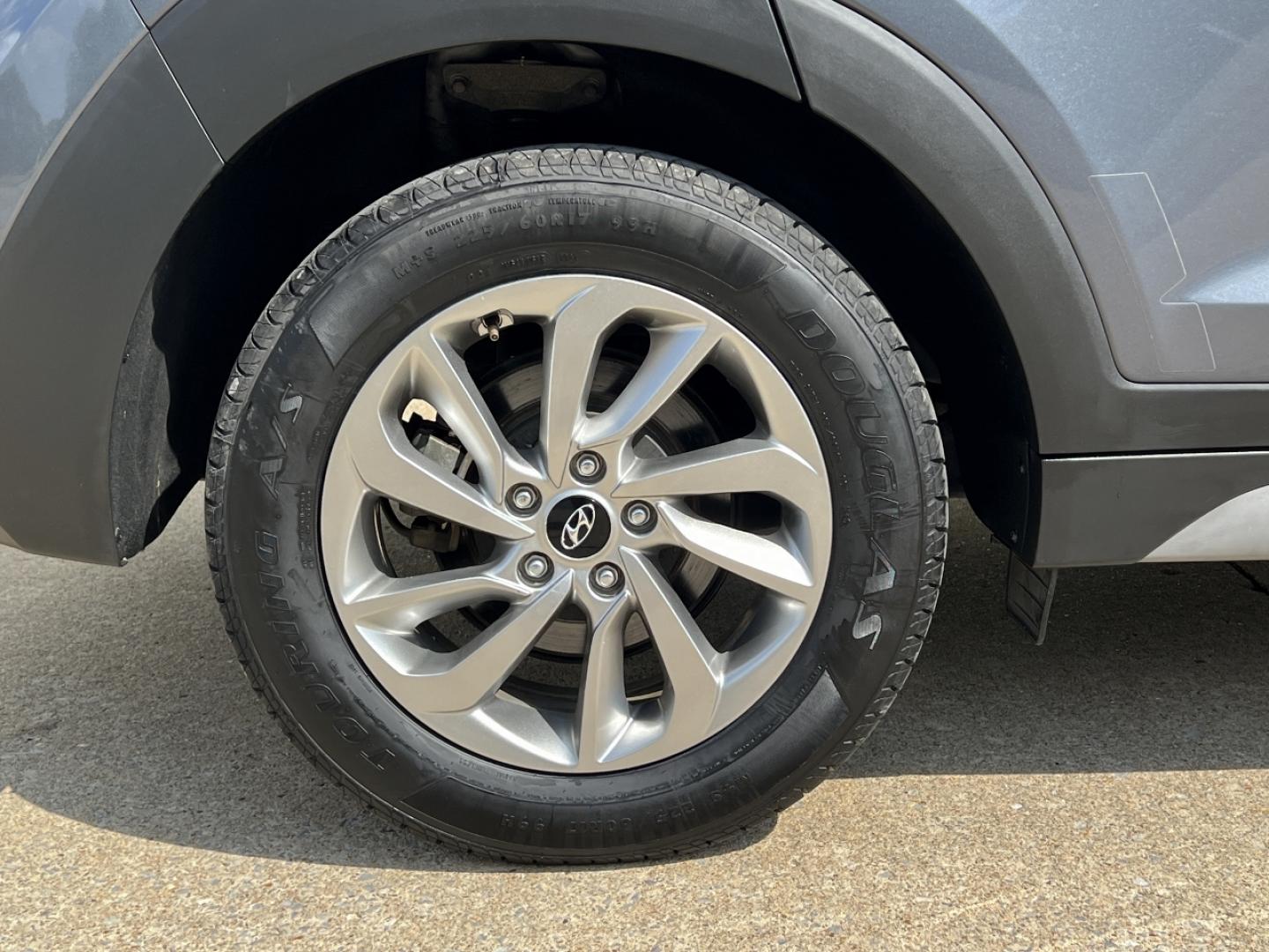 2018 GRAY /Gray Cloth Hyundai Tucson SE AWD (KM8J3CA46JU) with an 2.0L 4 Cyl. engine, Automatic transmission, located at 2990 Old Orchard Rd., Jackson, MO, 63755, 37.354214, -89.612106 - 2018 Hyundai Tucson SEL 124xxx miles All Wheel Drive 2.0L 4 Cyl. Automatic Backup Camera Power Driver Seat Heated Seats Bluetooth Cruise Power Windows/Locks/Mirrors We have financing available and we accept trades! Fill out a credit application on our website or come by today! If you hav - Photo#31