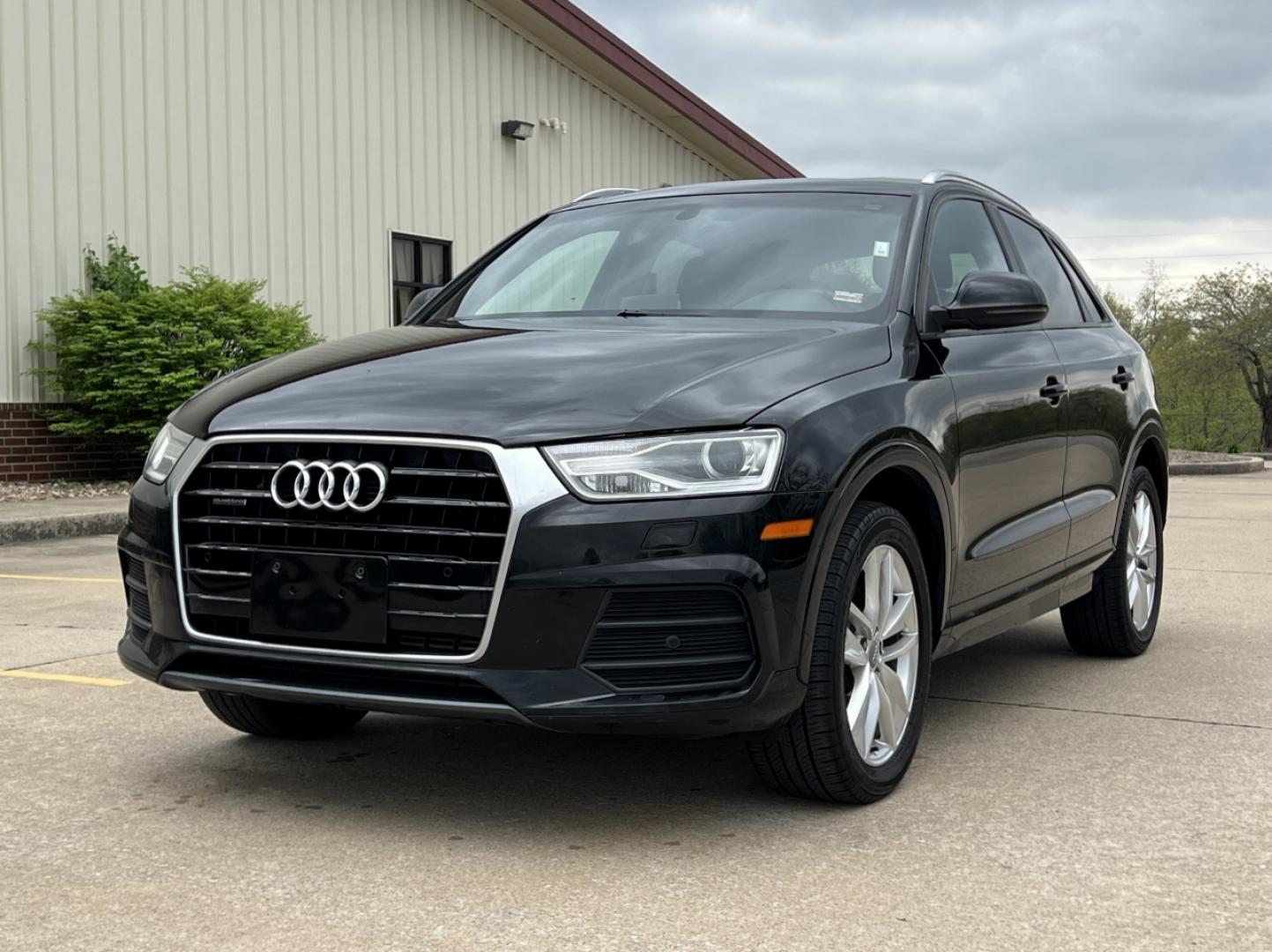 2017 BLACK /Black Leather Audi Q3 Premium quattro (WA1ECCFS0HR) with an 2.0L 4 Cyl. engine, Automatic transmission, located at 2990 Old Orchard Rd., Jackson, MO, 63755, 37.354214, -89.612106 - 2017 Audi Q3 Premium 120xxx miles All Wheel Drive 2.0L 4 Cyl. Automatic Leather Power/Heated Seats Backup Camera Sunroof Bluetooth Cruise Power Windows/Locks/Mirrors We have financing available and we accept trades! Fill out a credit application on our website or come by today! If you h - Photo#6
