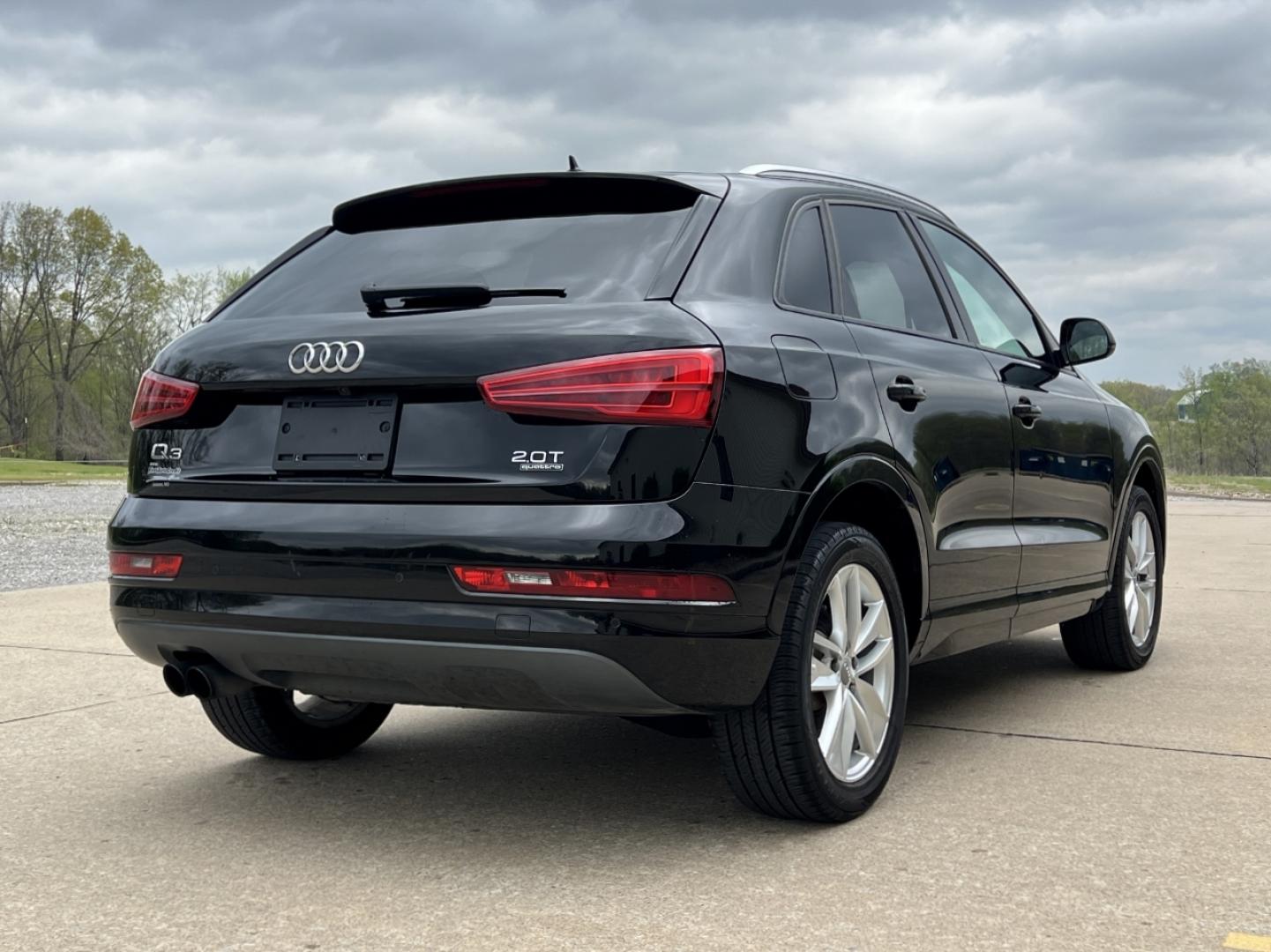 2017 BLACK /Black Leather Audi Q3 Premium quattro (WA1ECCFS0HR) with an 2.0L 4 Cyl. engine, Automatic transmission, located at 2990 Old Orchard Rd., Jackson, MO, 63755, 37.354214, -89.612106 - 2017 Audi Q3 Premium 120xxx miles All Wheel Drive 2.0L 4 Cyl. Automatic Leather Power/Heated Seats Backup Camera Sunroof Bluetooth Cruise Power Windows/Locks/Mirrors We have financing available and we accept trades! Fill out a credit application on our website or come by today! If you h - Photo#9