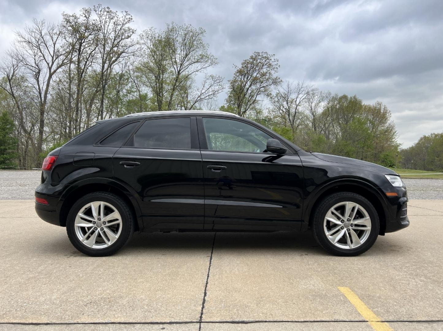 2017 BLACK /Black Leather Audi Q3 Premium quattro (WA1ECCFS0HR) with an 2.0L 4 Cyl. engine, Automatic transmission, located at 2990 Old Orchard Rd., Jackson, MO, 63755, 37.354214, -89.612106 - 2017 Audi Q3 Premium 120xxx miles All Wheel Drive 2.0L 4 Cyl. Automatic Leather Power/Heated Seats Backup Camera Sunroof Bluetooth Cruise Power Windows/Locks/Mirrors We have financing available and we accept trades! Fill out a credit application on our website or come by today! If you h - Photo#8