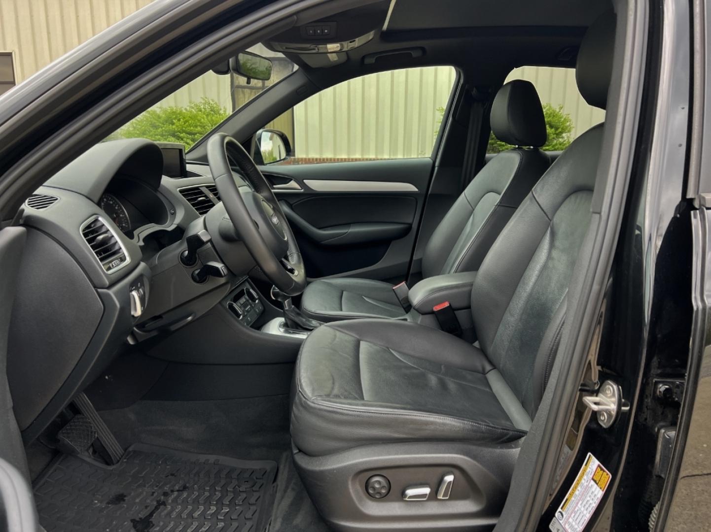 2017 BLACK /Black Leather Audi Q3 Premium quattro (WA1ECCFS0HR) with an 2.0L 4 Cyl. engine, Automatic transmission, located at 2990 Old Orchard Rd., Jackson, MO, 63755, 37.354214, -89.612106 - 2017 Audi Q3 Premium 120xxx miles All Wheel Drive 2.0L 4 Cyl. Automatic Leather Power/Heated Seats Backup Camera Sunroof Bluetooth Cruise Power Windows/Locks/Mirrors We have financing available and we accept trades! Fill out a credit application on our website or come by today! If you h - Photo#14
