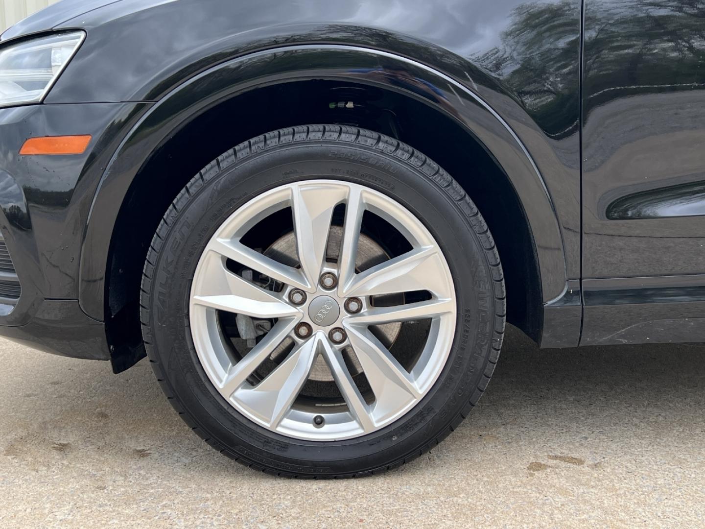 2017 BLACK /Black Leather Audi Q3 Premium quattro (WA1ECCFS0HR) with an 2.0L 4 Cyl. engine, Automatic transmission, located at 2990 Old Orchard Rd., Jackson, MO, 63755, 37.354214, -89.612106 - 2017 Audi Q3 Premium 120xxx miles All Wheel Drive 2.0L 4 Cyl. Automatic Leather Power/Heated Seats Backup Camera Sunroof Bluetooth Cruise Power Windows/Locks/Mirrors We have financing available and we accept trades! Fill out a credit application on our website or come by today! If you h - Photo#37