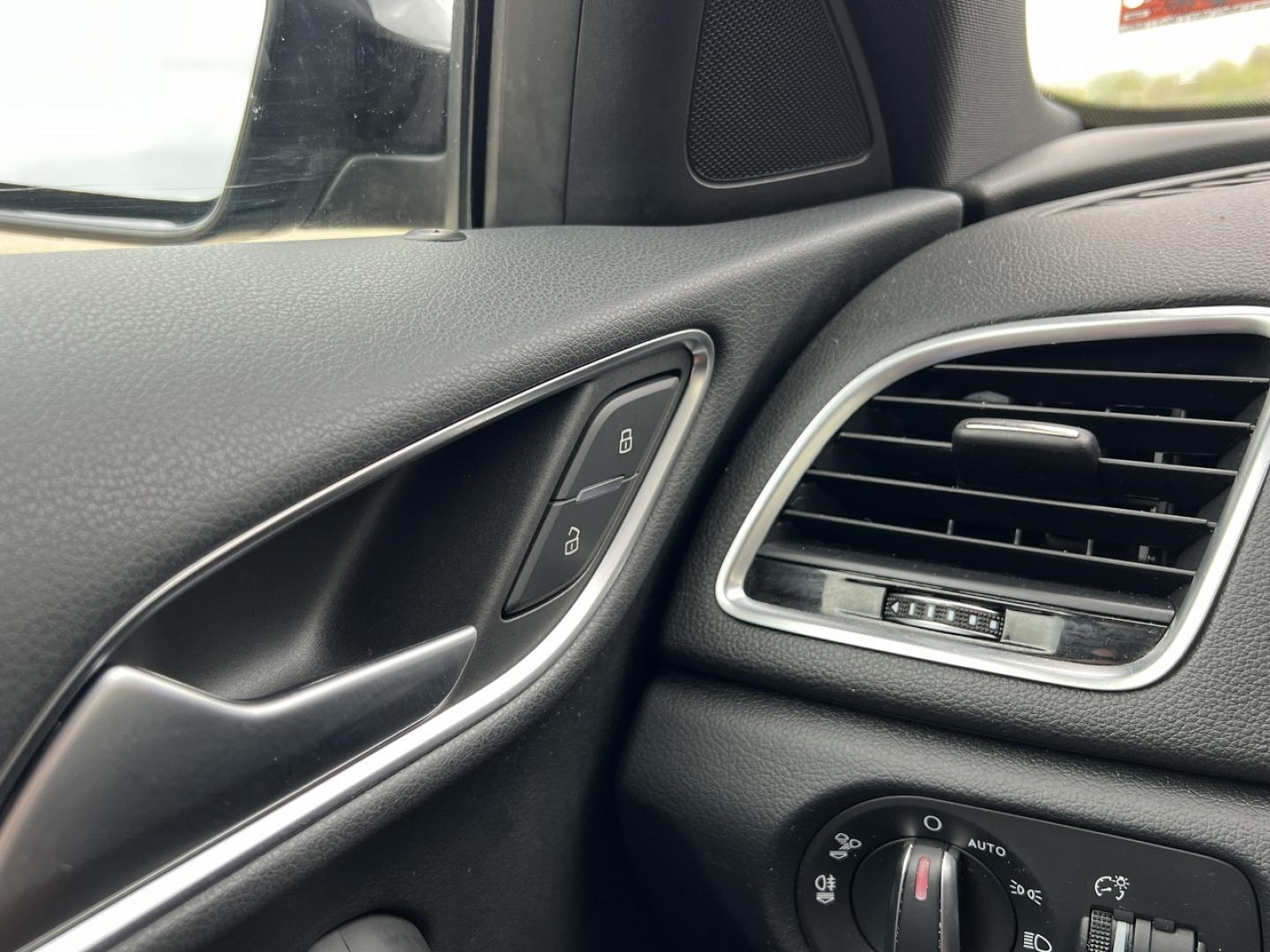 2017 BLACK /Black Leather Audi Q3 Premium quattro (WA1ECCFS0HR) with an 2.0L 4 Cyl. engine, Automatic transmission, located at 2990 Old Orchard Rd., Jackson, MO, 63755, 37.354214, -89.612106 - 2017 Audi Q3 Premium 120xxx miles All Wheel Drive 2.0L 4 Cyl. Automatic Leather Power/Heated Seats Backup Camera Sunroof Bluetooth Cruise Power Windows/Locks/Mirrors We have financing available and we accept trades! Fill out a credit application on our website or come by today! If you h - Photo#30