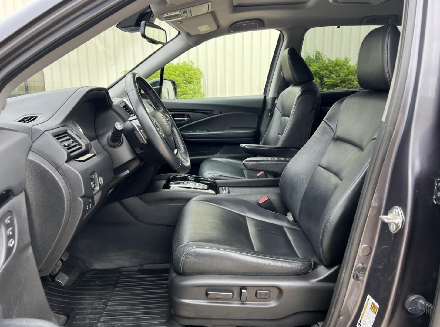 2017 GRAY /Black Leather Honda Pilot Touring 4WD (5FNYF6H92HB) with an 3.5L V6 engine, Automatic transmission, located at 2990 Old Orchard Rd., Jackson, MO, 63755, 37.354214, -89.612106 - 2017 Honda Pilot Touring 157xxx miles All Wheel Drive 3.5L V6 Automatic Leather 3rd Row Power/Heated Seats Rear Entertainment Backup Camera Sunroof Bluetooth Remote Start Cruise Power Windows/Locks/Mirrors We have financing available and we accept trades! Fill out a credit application - Photo#16