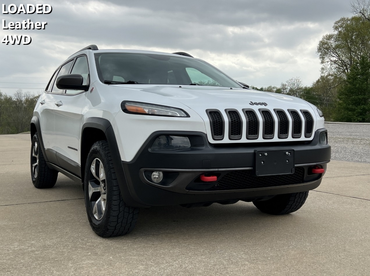 photo of 2014 Jeep Cherokee Trailhawk 4WD