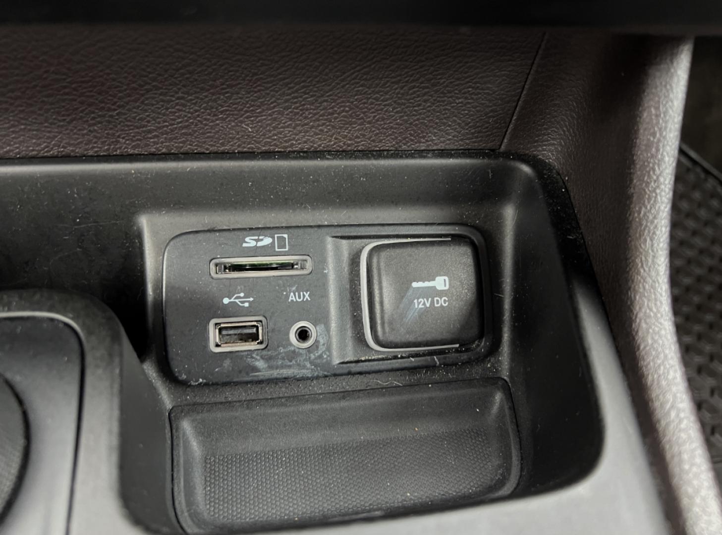 2014 WHITE /Brown Leather Jeep Cherokee Trailhawk 4WD (1C4PJMBS0EW) with an 3.2L V6 engine, Automatic transmission, located at 2990 Old Orchard Rd., Jackson, MO, 63755, 37.354214, -89.612106 - 2014 Jeep Cherokee Trailhawk 138xxx miles 4 Wheel Drive 3.2L V6 Automatic Leather Navigation Backup Camera Power Driver Seat Heated Seats Heated Steering Wheel Sunroof Bluetooth Remote Start Cruise Power Windows/Locks/Mirrors We have financing available and we accept trades! Fill out - Photo#31