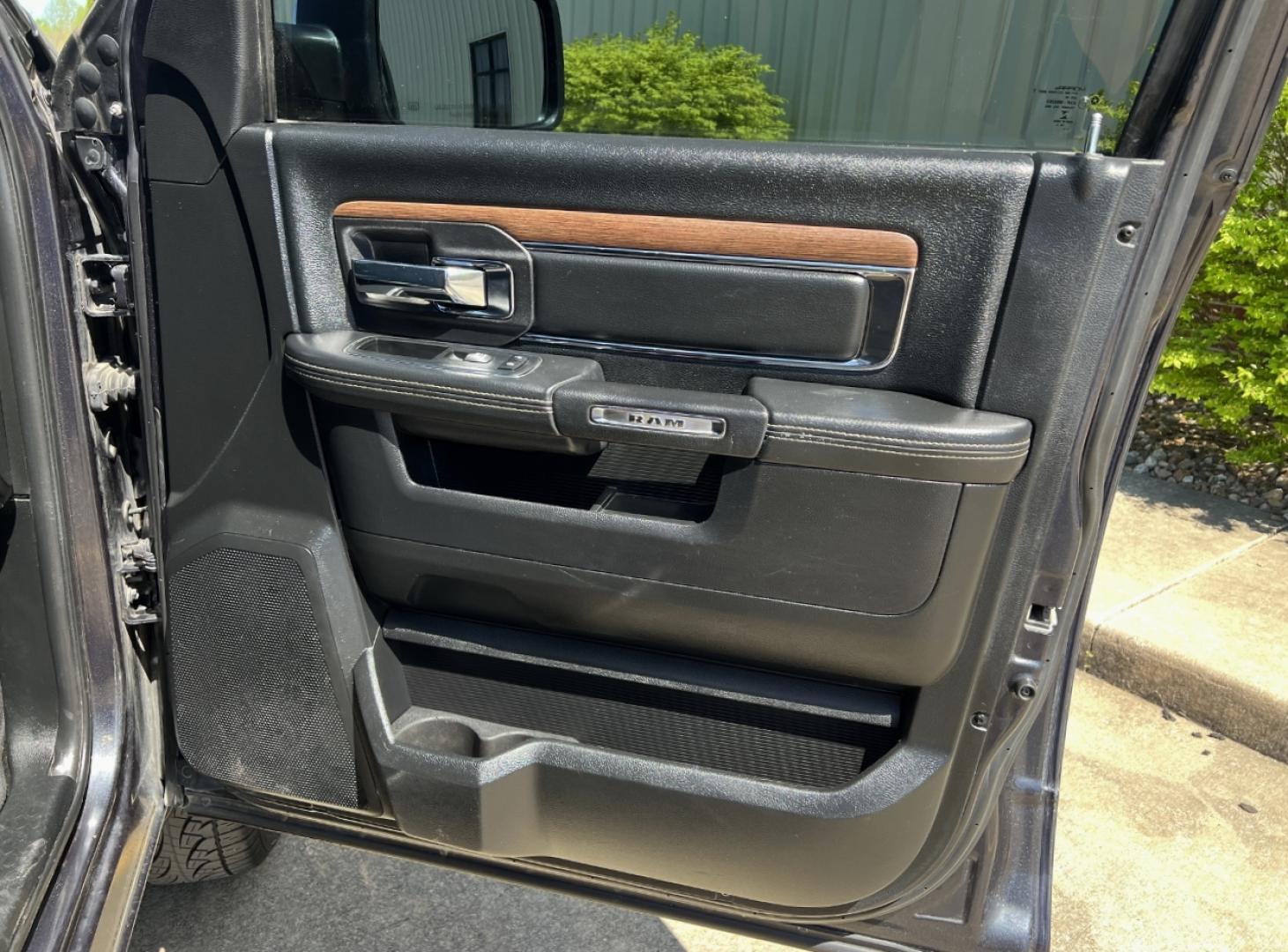 2015 BLUE /Black Leather RAM 1500 Laramie Crew Cab SWB 4WD (1C6RR7NT1FS) with an 5.7L V8 HEMI engine, Automatic transmission, located at 2990 Old Orchard Rd., Jackson, MO, 63755, 37.354214, -89.612106 - 2015 Ram 1500 Laramie 191xxx miles 4x4 5.7L V8 HEMI Automatic Leather Power/Heated/Cooled Seats Heated Rear Seats Heated Steering Wheel Backup Camera Bluetooth Remote Start Cruise Power Windows/Locks/Mirrors We have financing available and we accept trades! Fill out a credit applicatio - Photo#17